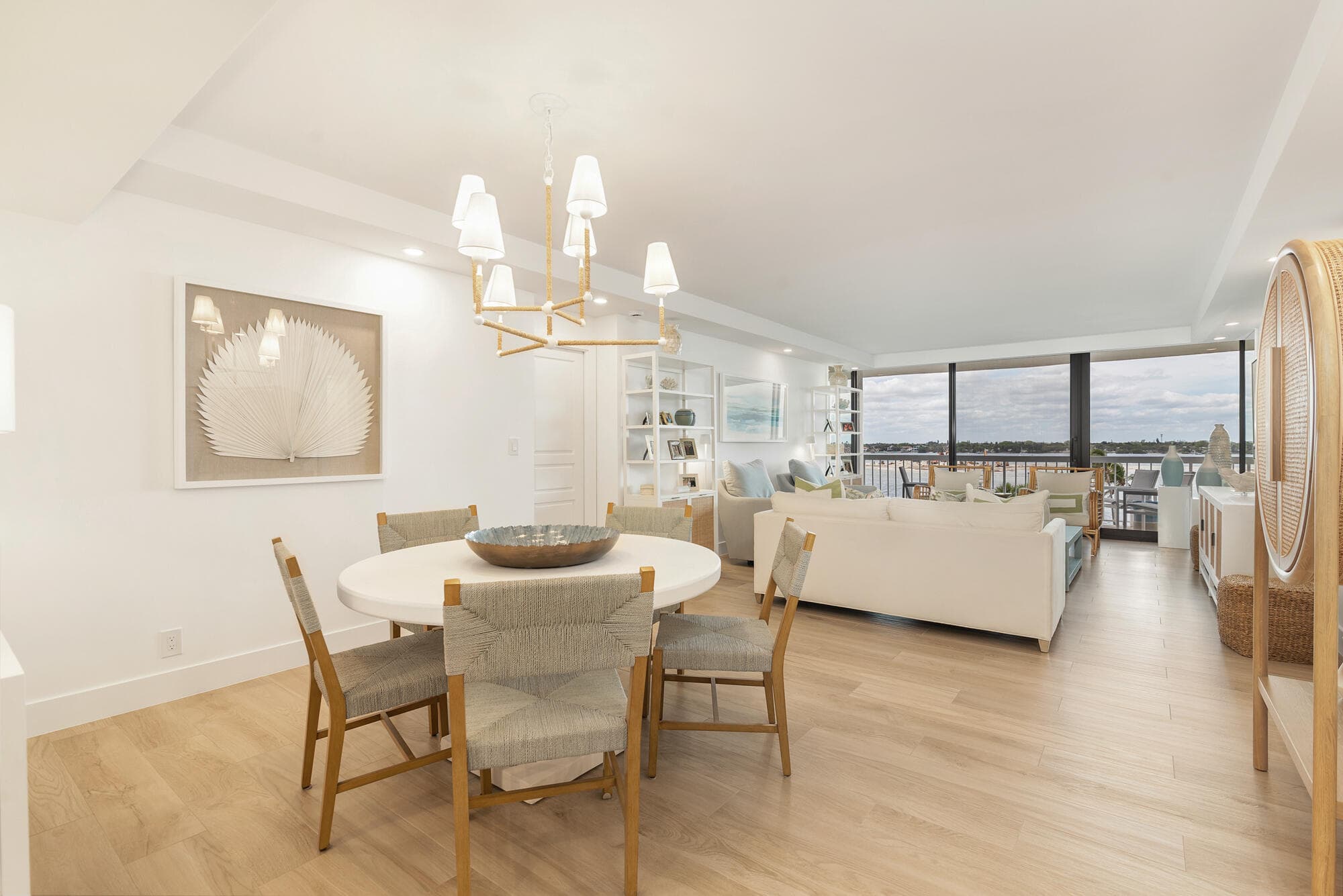 3300 S Ocean Boulevard 407n, Palm Beach, FL 33480 — photo 4 of 40