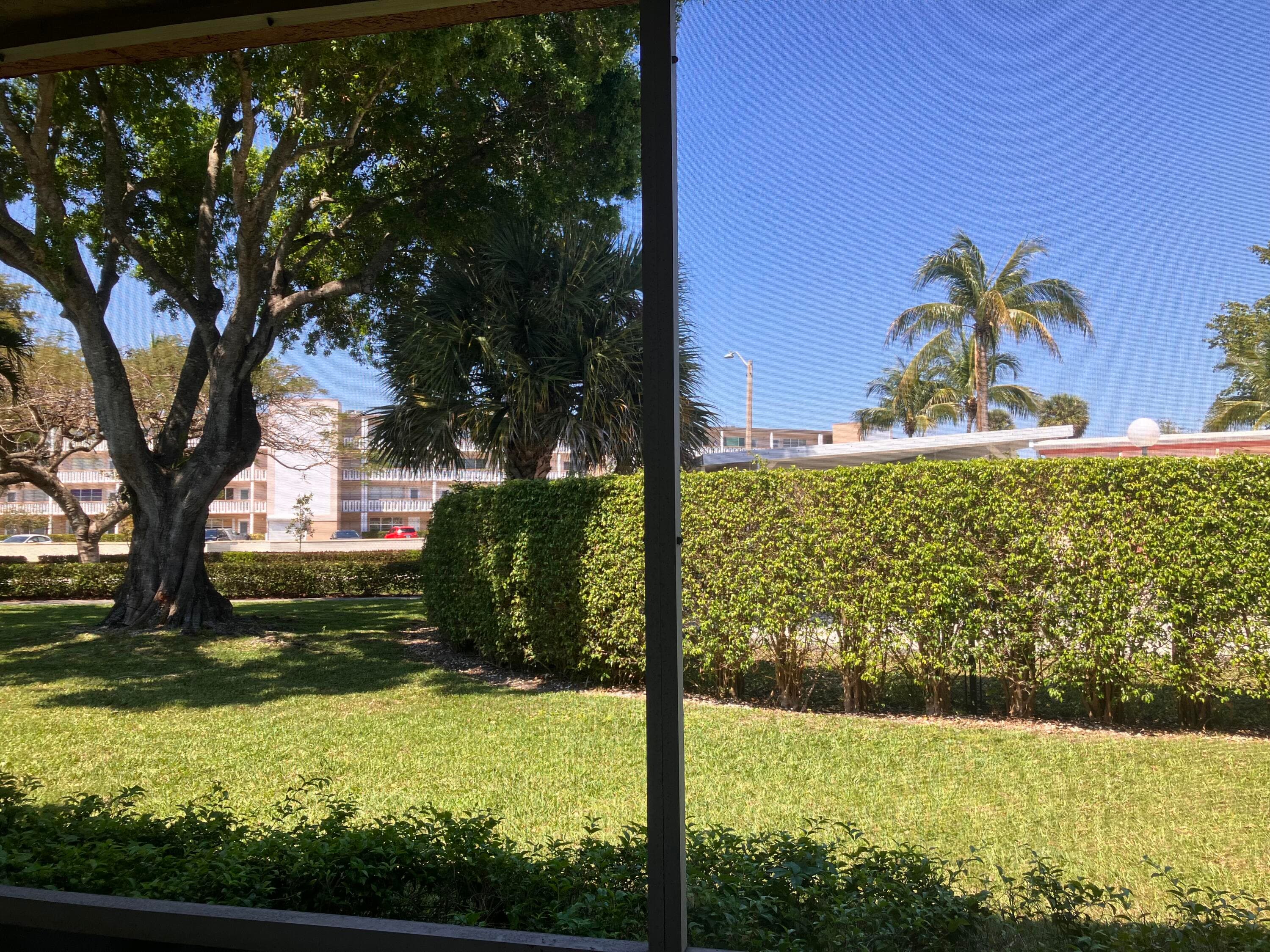 17 Golfs Edge D, West Palm Beach, FL 33417 — photo 10 of 19