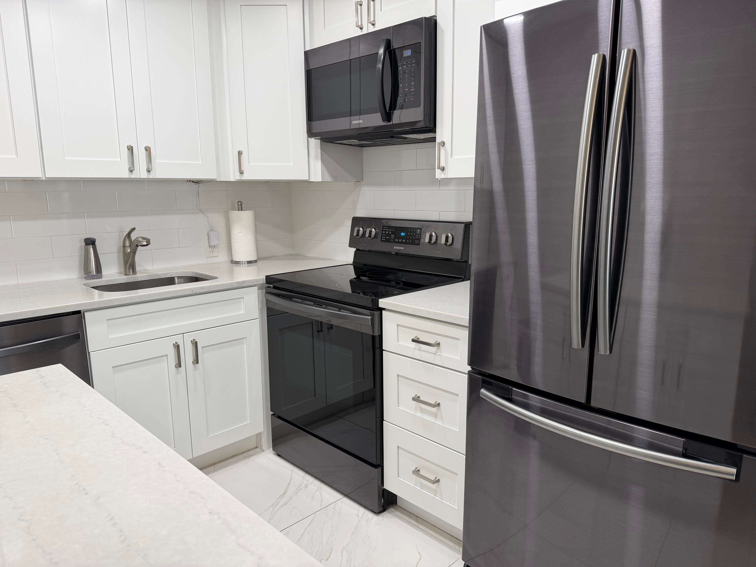 101 Dorset C, Boca Raton, FL 33434 — photo 3 of 34