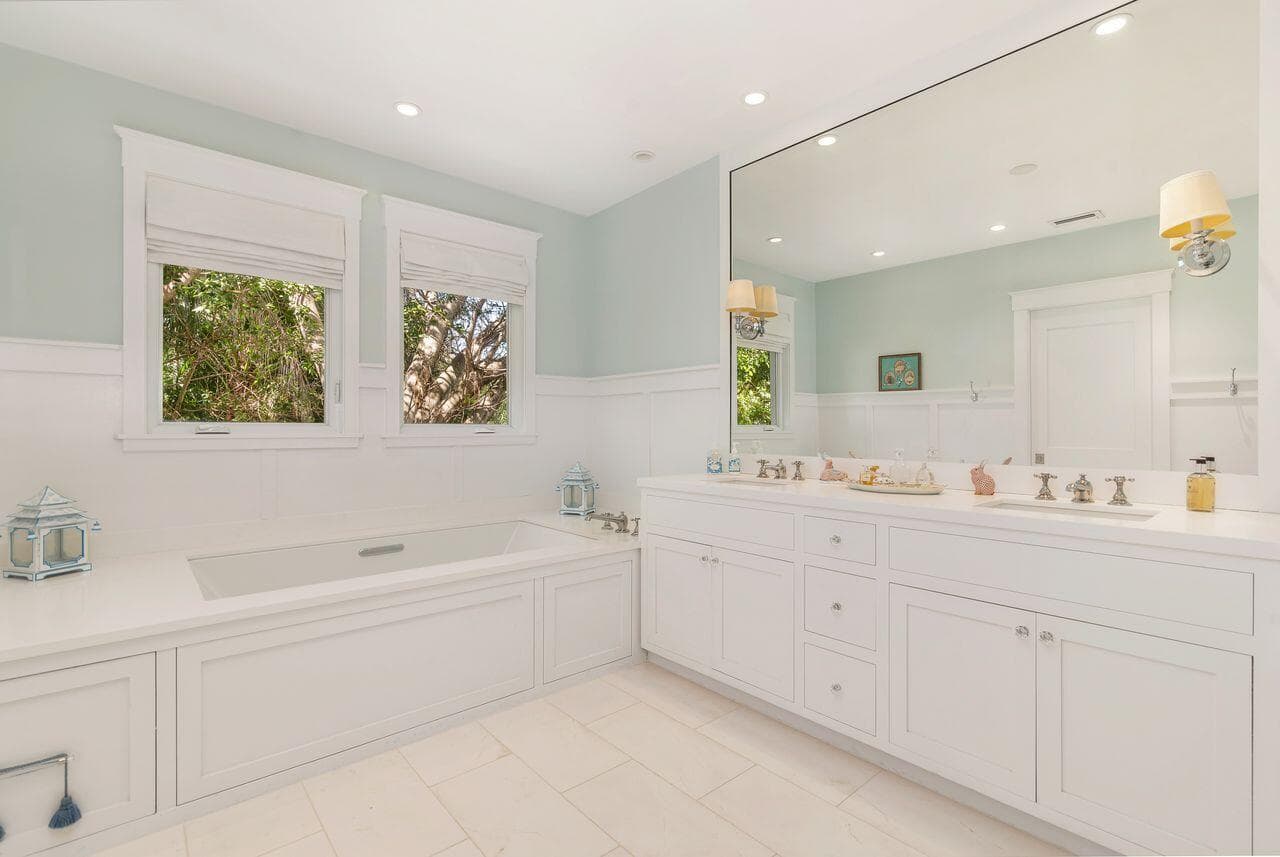 129 S Flagler Promenade S, West Palm Beach, FL 33405 — photo 14 of 26