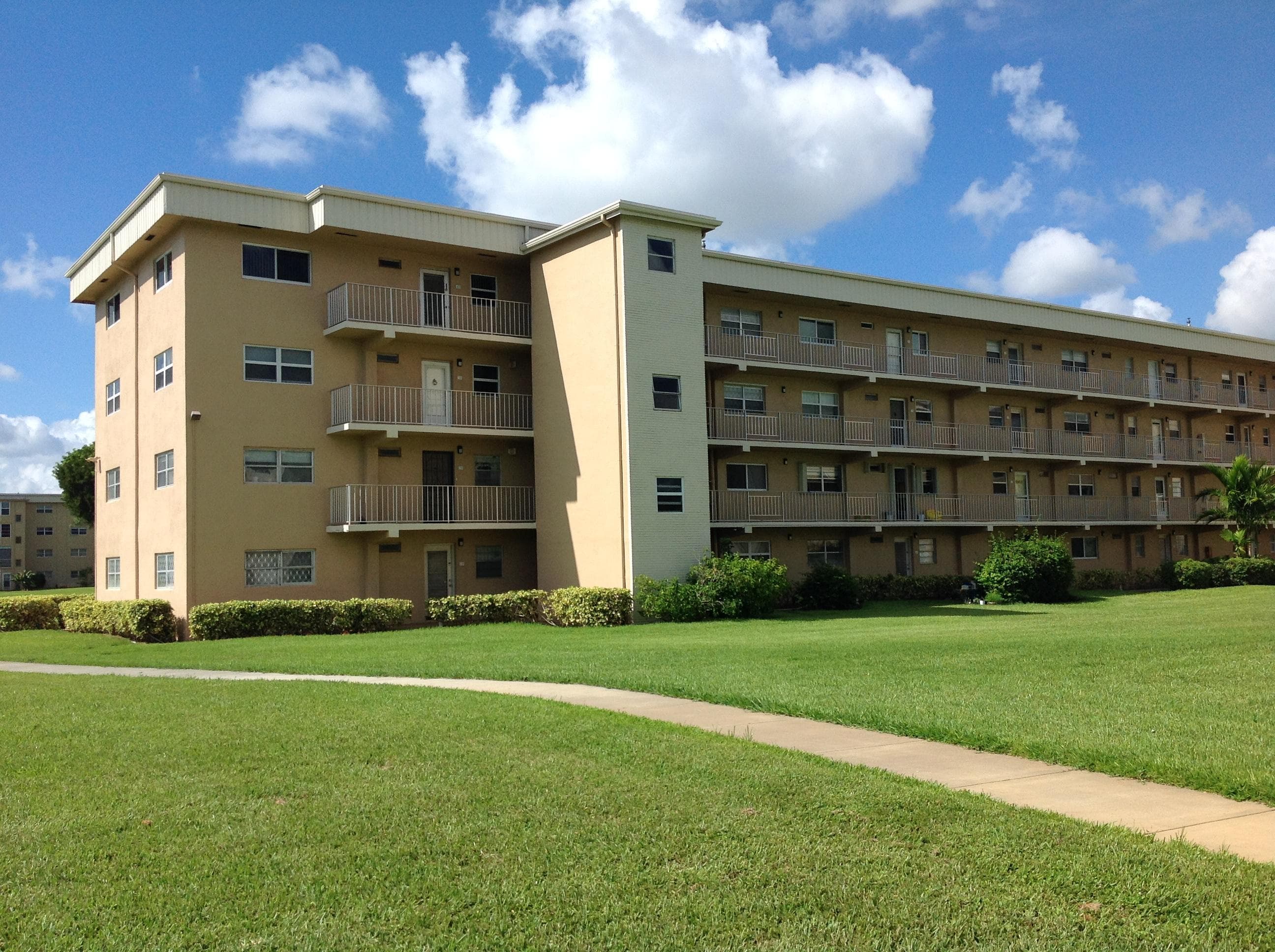 2600 NE 1st Lane 418, Boynton Beach, FL 33435 — photo 1 of 25