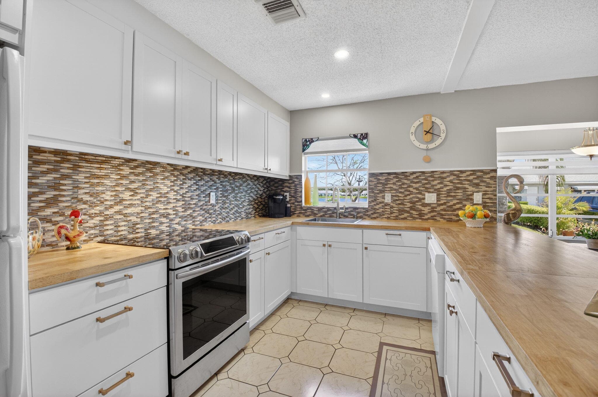 14519 Canalview Drive B, Delray Beach, FL 33484 — photo 18 of 49