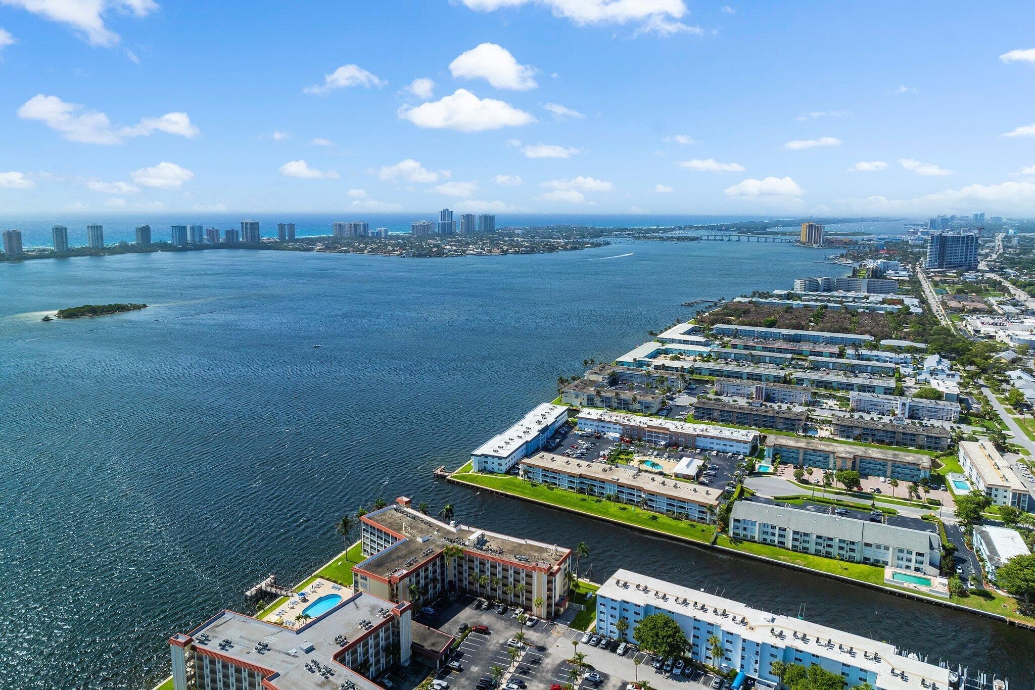 100 Shore Court 105, North Palm Beach, FL 33408 — photo 44 of 49