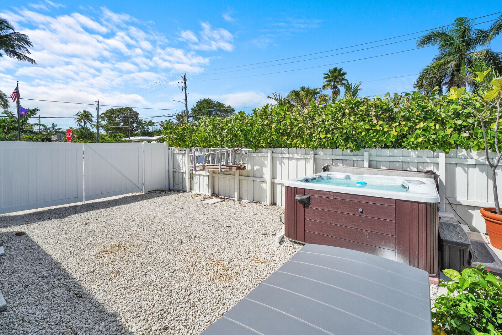 2824 NW 6th Avenue, Wilton Manors, FL 33311 — photo 12 of 60