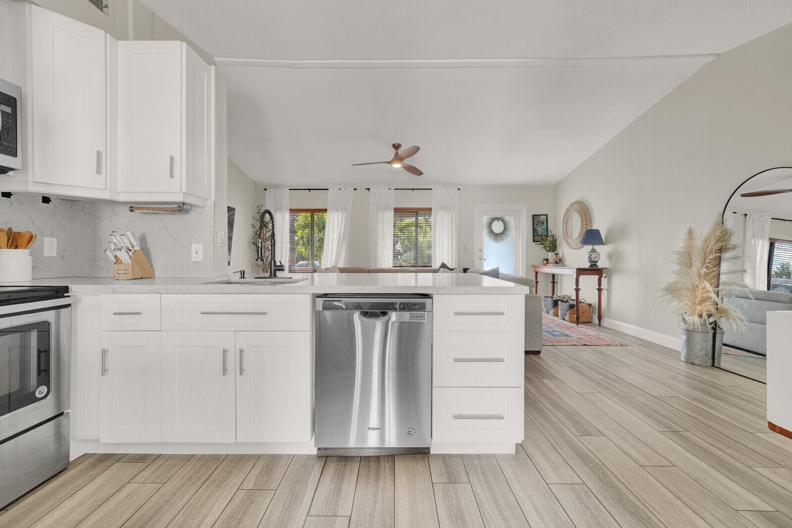 2824 NW 6th Avenue, Wilton Manors, FL 33311 — photo 27 of 60