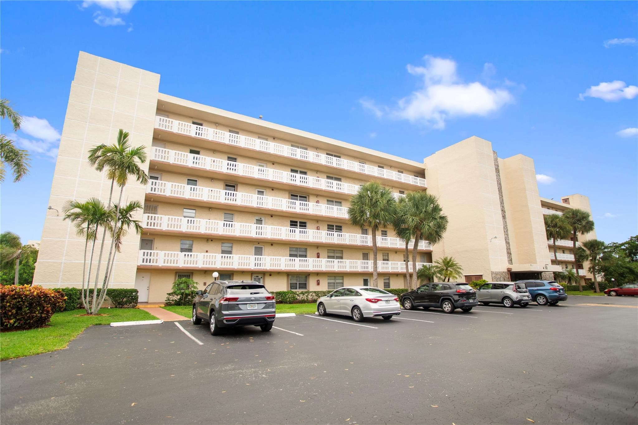101 SE 3rd Avenue 605, Dania Beach, FL 33004 — photo 5 of 16