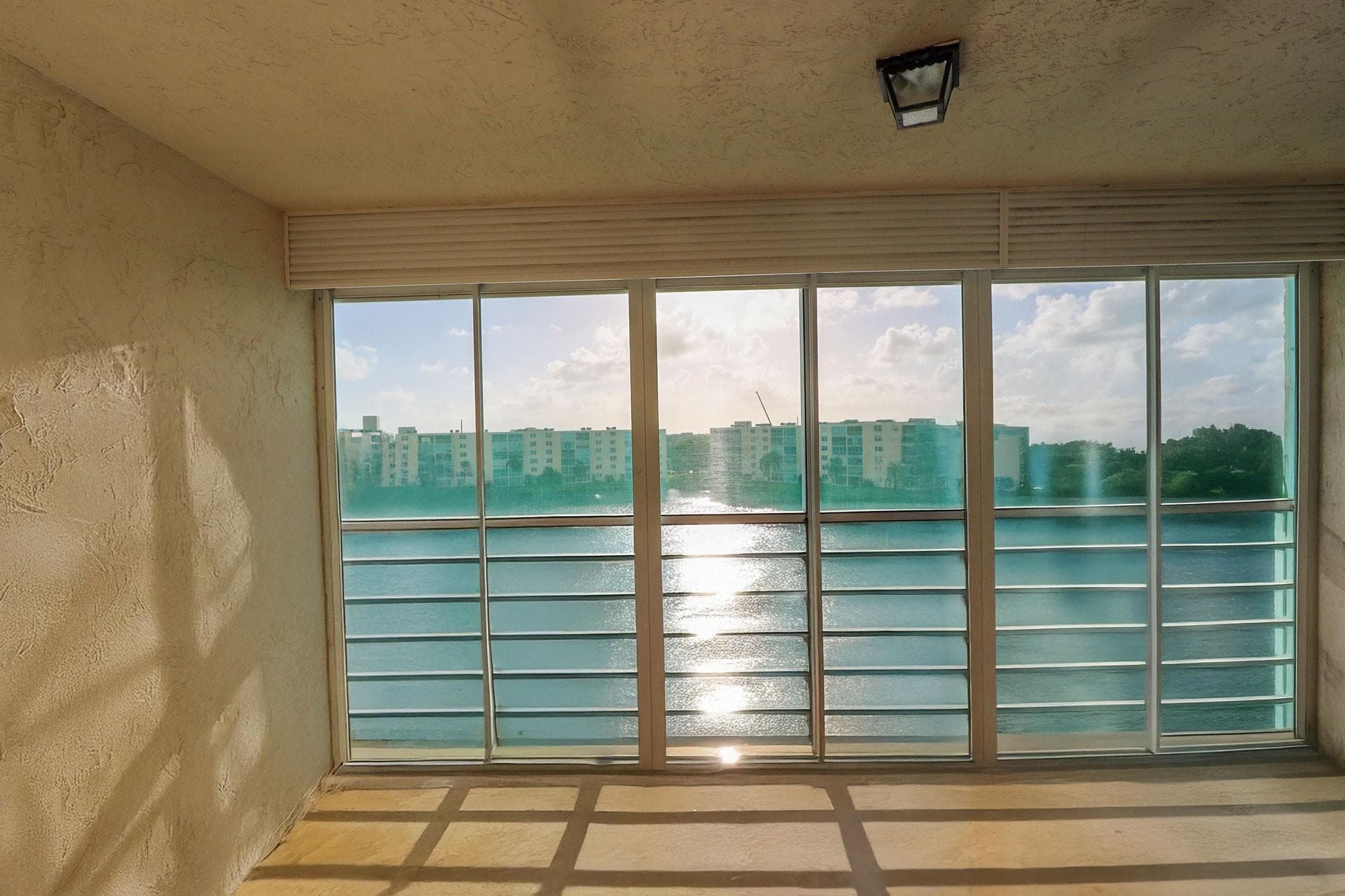 101 SE 3rd Avenue 605, Dania Beach, FL 33004 — photo 1 of 16