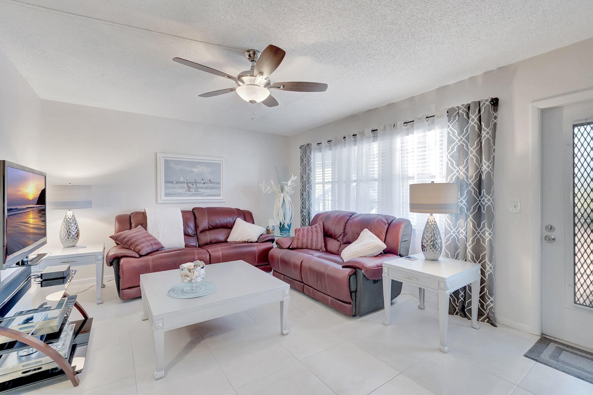2051 Cambridge C, Deerfield Beach, FL 33442 — photo 2 of 76