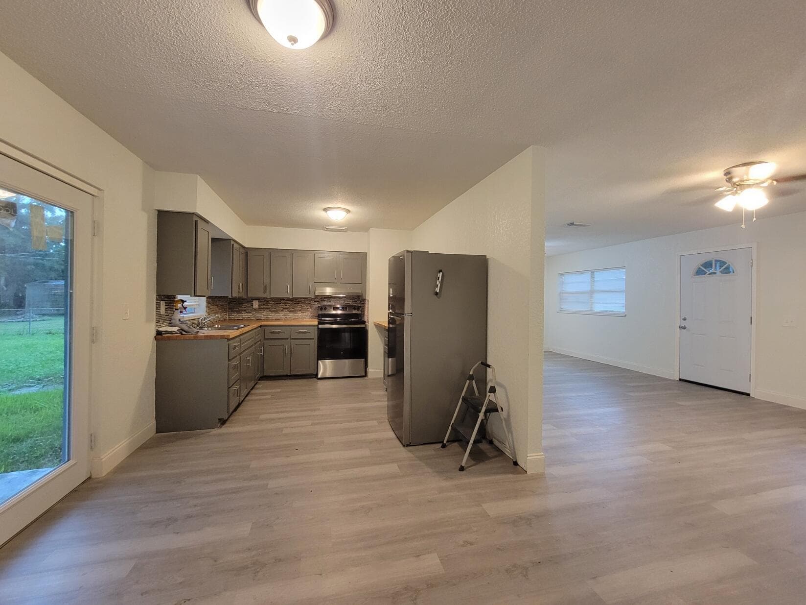274 SE 14th Avenue, Okeechobee, FL 34974 — photo 9 of 14