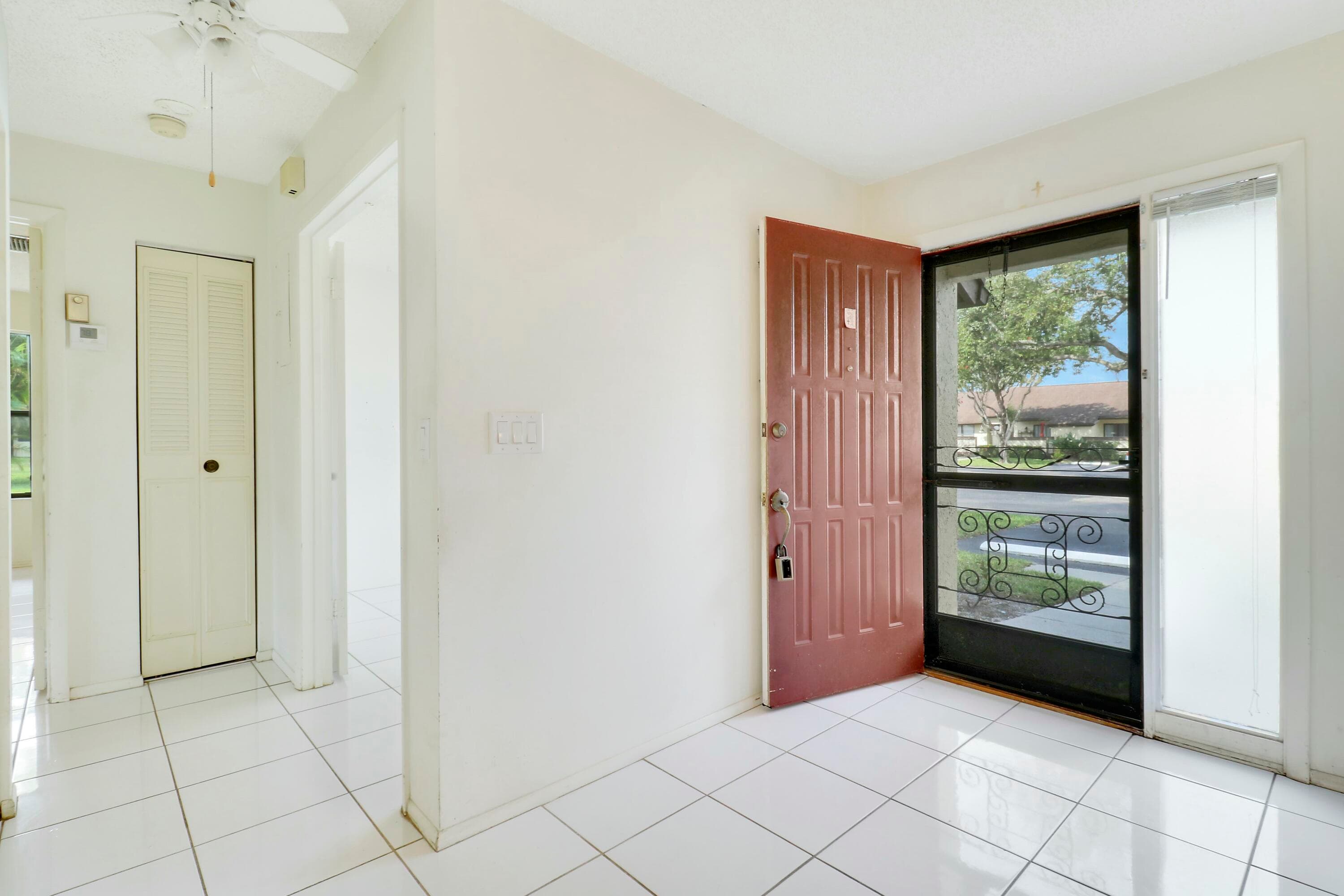 135 Manchineel Court, Royal Palm Beach, FL 33411 — photo 6 of 32