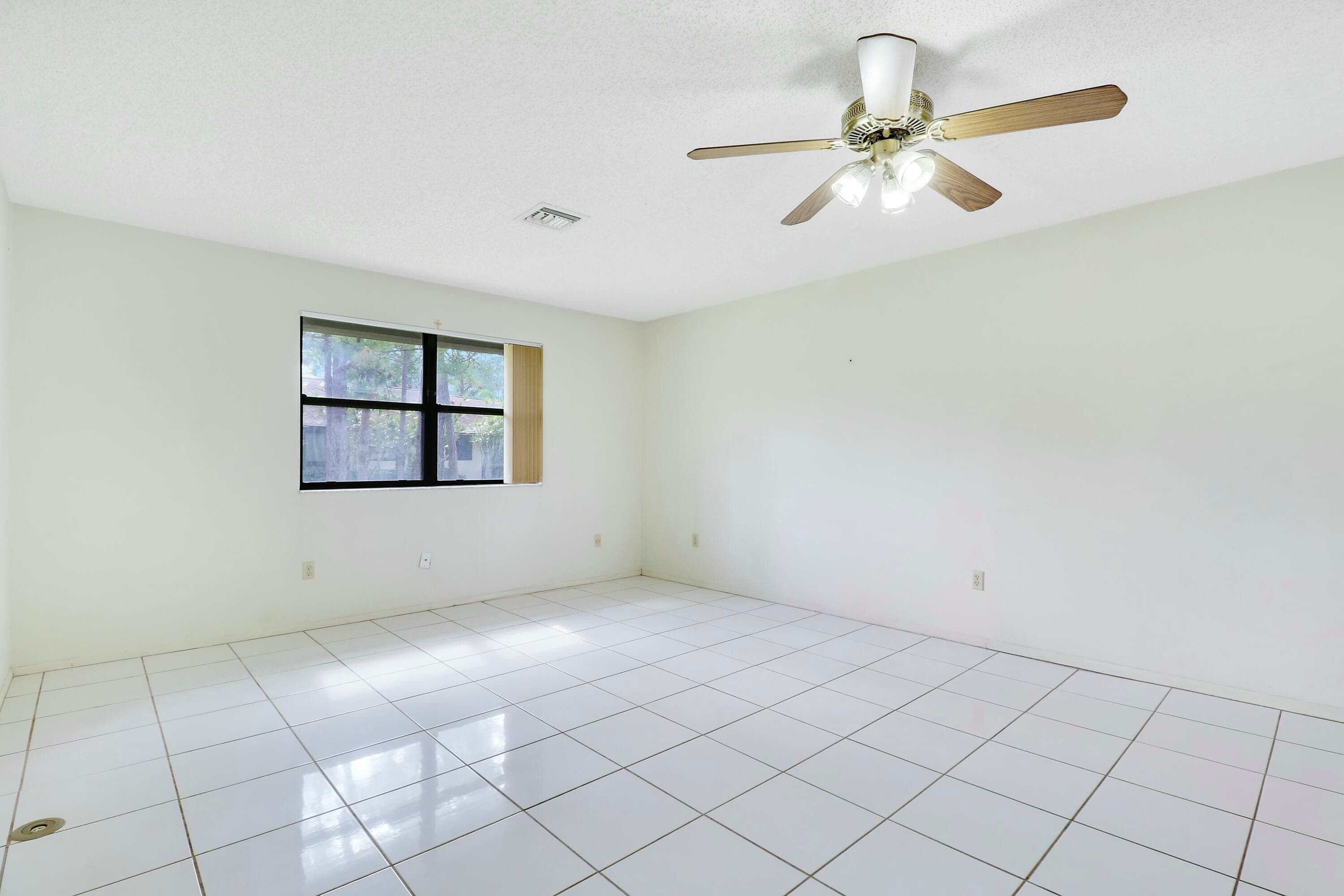 135 Manchineel Court, Royal Palm Beach, FL 33411 — photo 23 of 32
