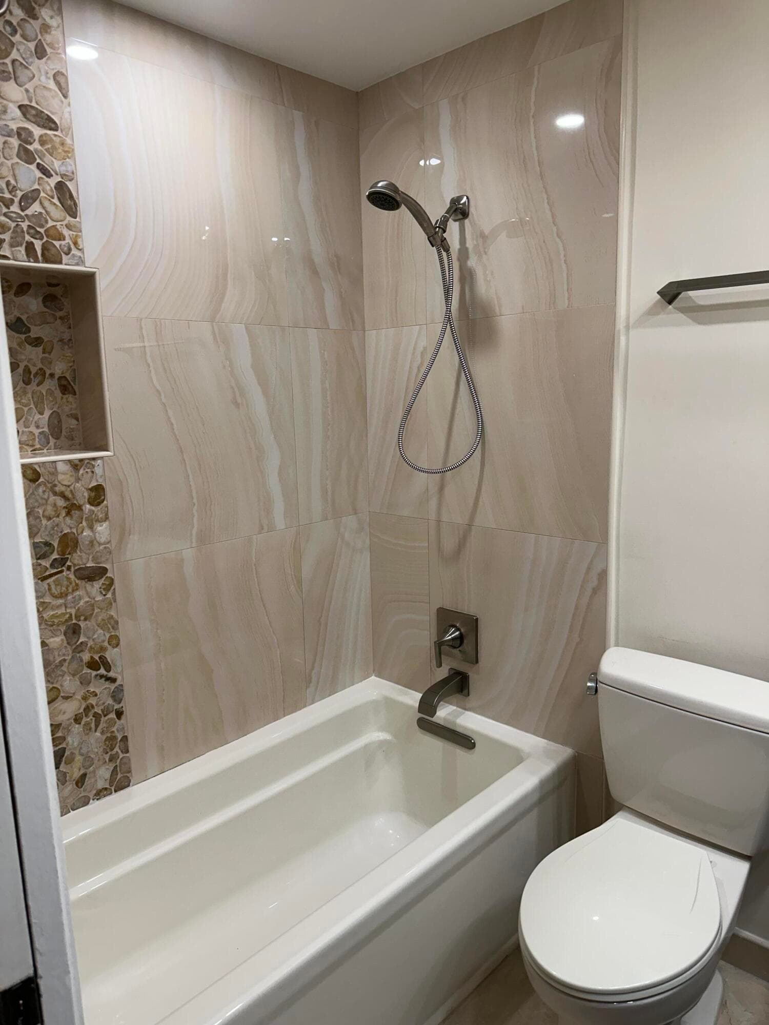 797 S Riverside Drive, Pompano Beach, FL 33062 — photo 24 of 26