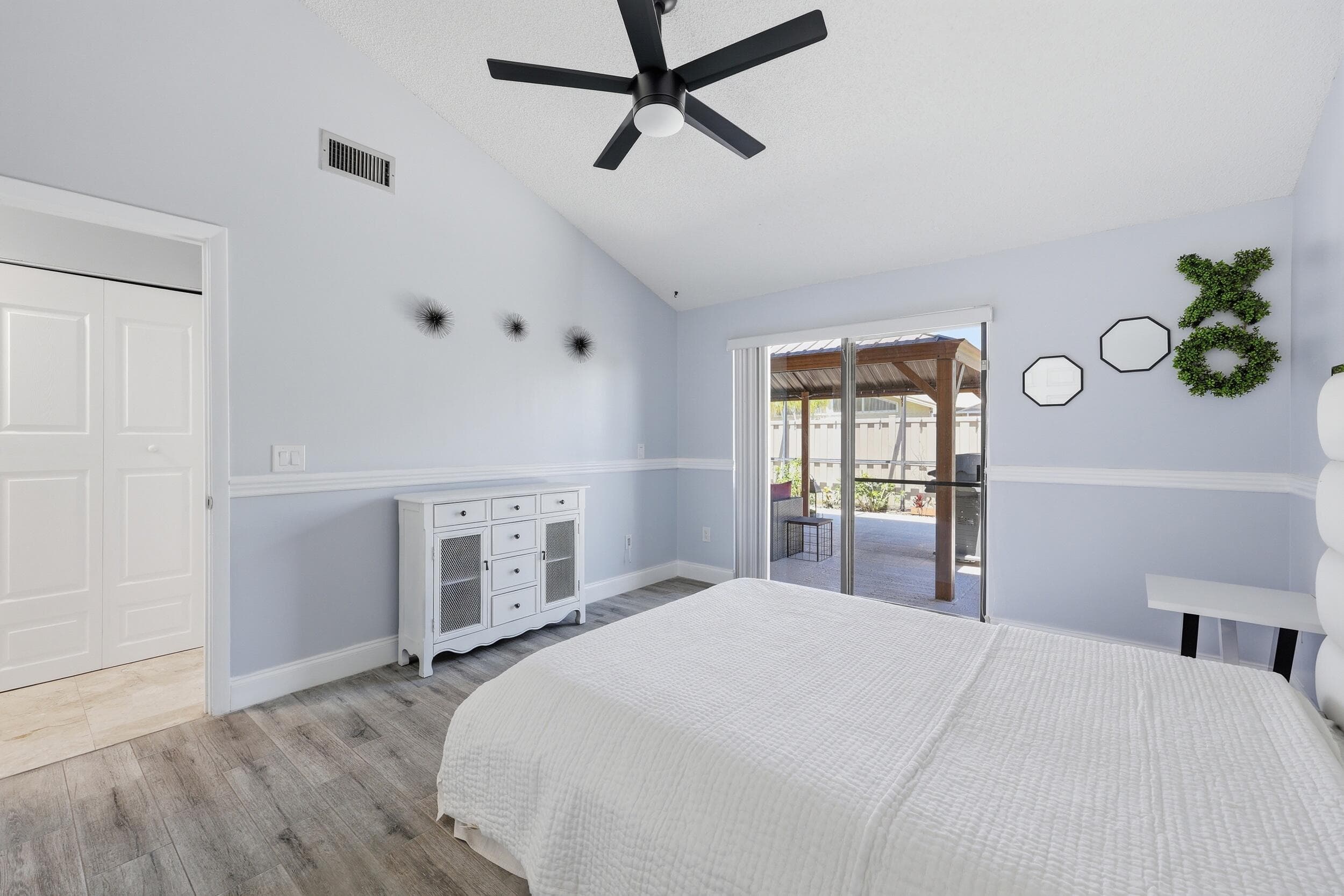5460 Eagle Lake Drive 72b, Palm Beach Gardens, FL 33418 — photo 14 of 24
