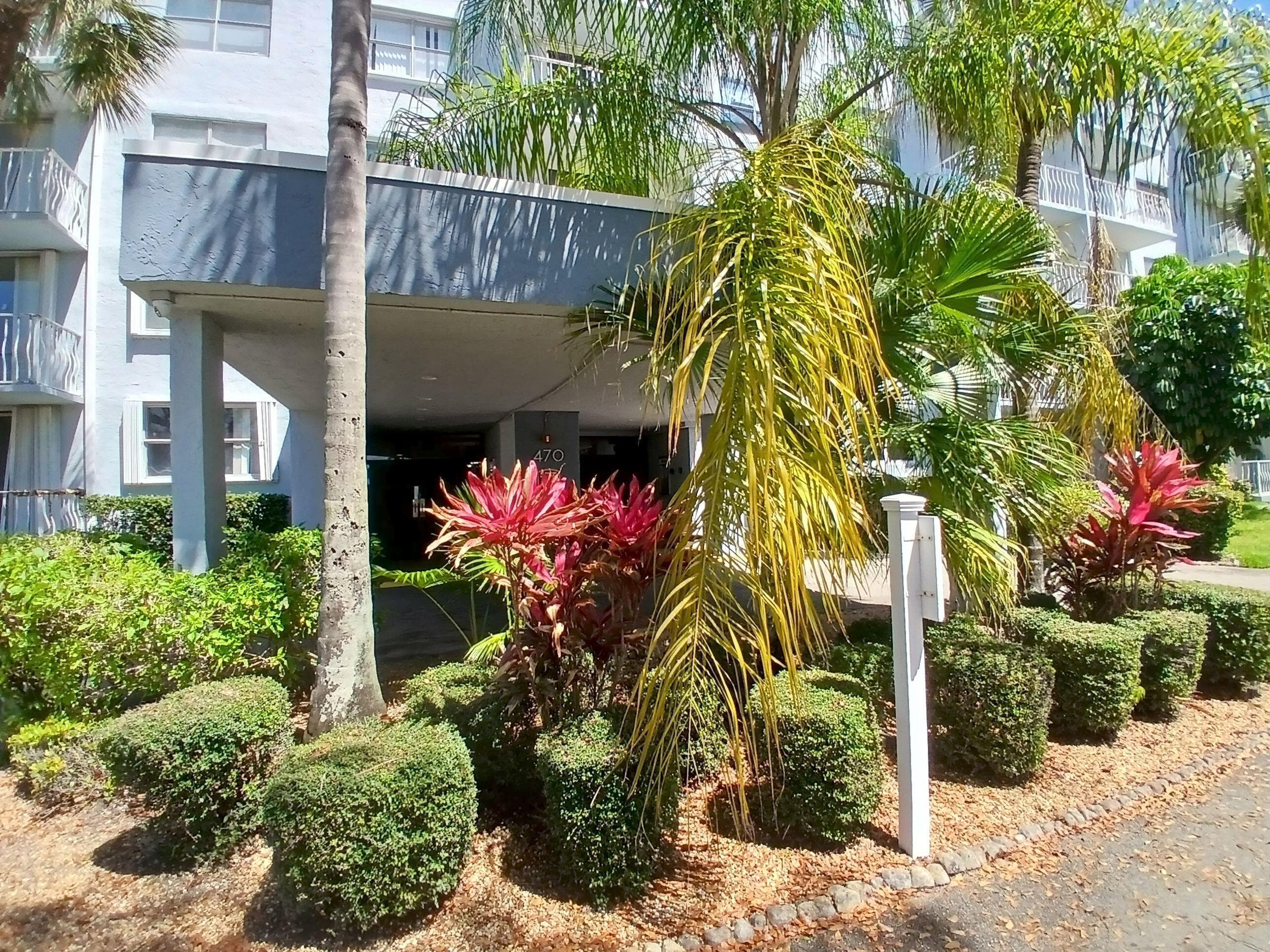 470 Executive Center Drive 4n, West Palm Beach, FL 33401 — photo 4 of 64