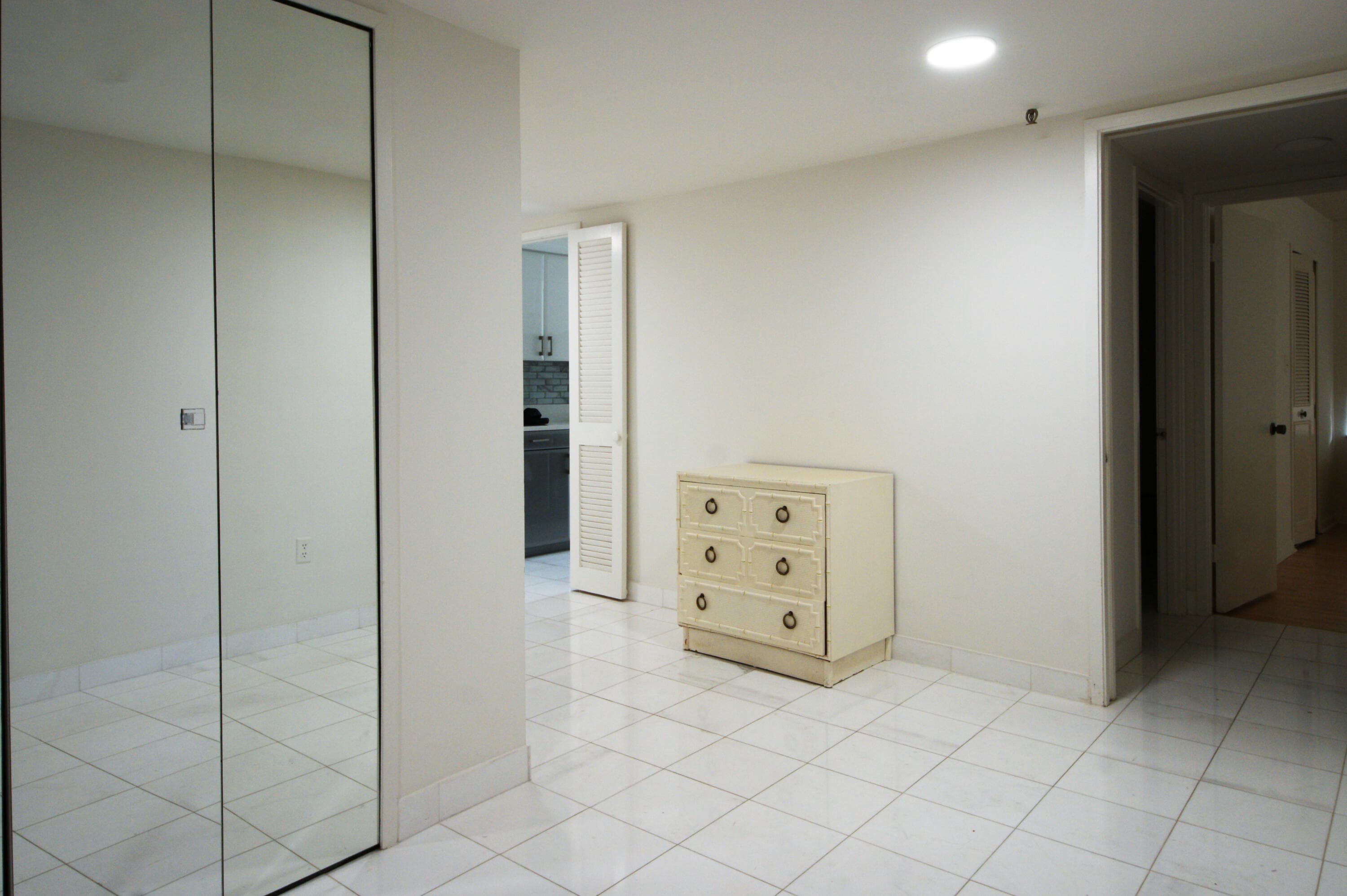 2450 Presidential Way 208, West Palm Beach, FL 33401 — photo 3 of 53