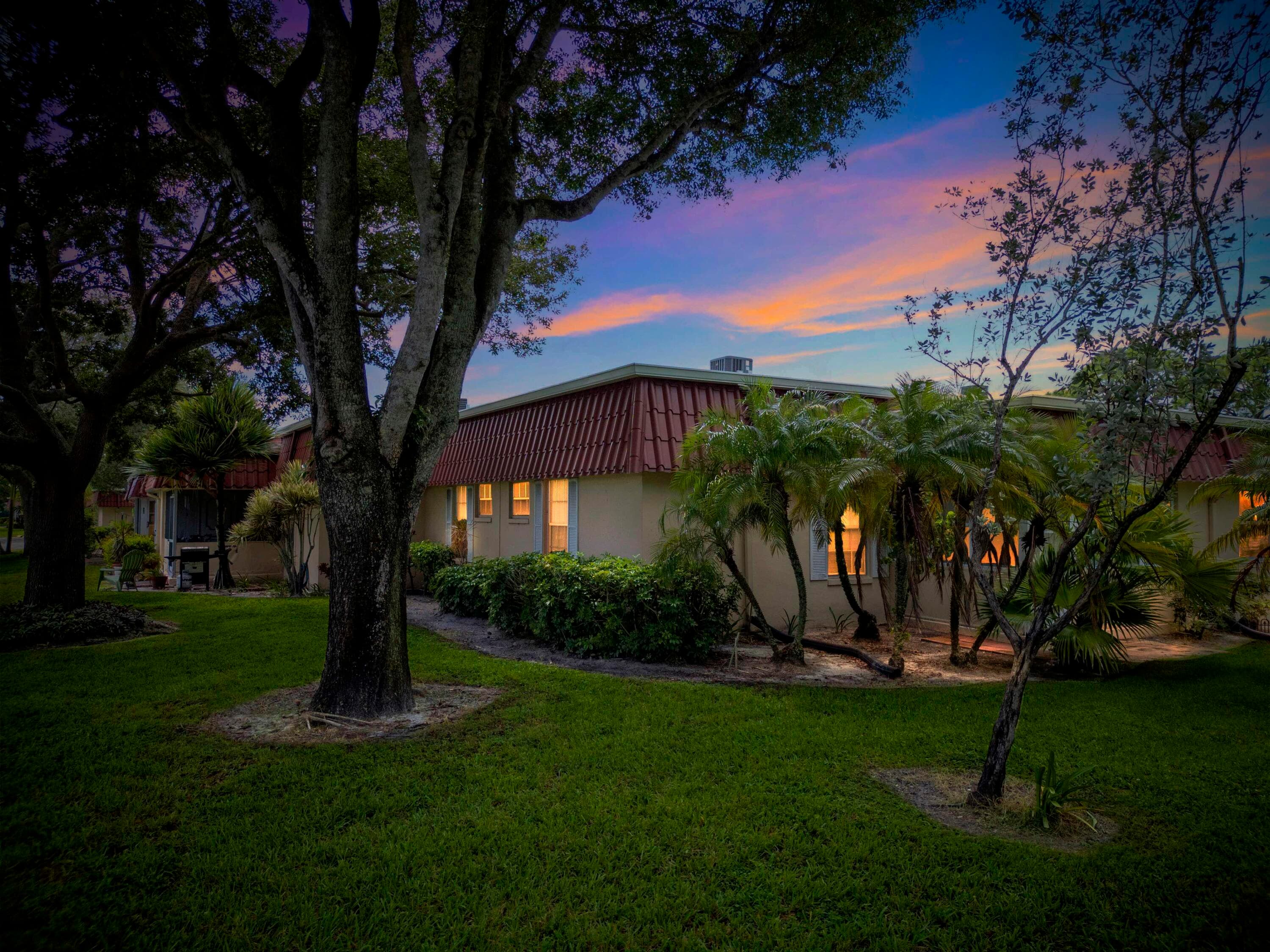 857 Worcester Lane B, Lake Worth, FL 33467 — photo 4 of 40