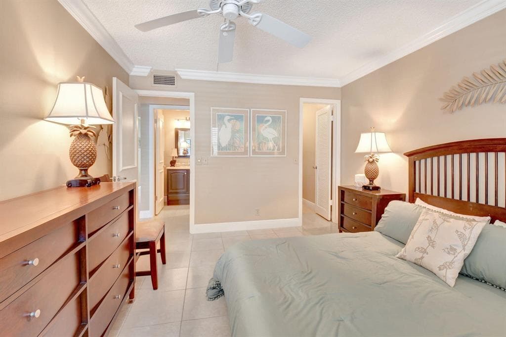 595 Normandy M, Delray Beach, FL 33484 — photo 5 of 16