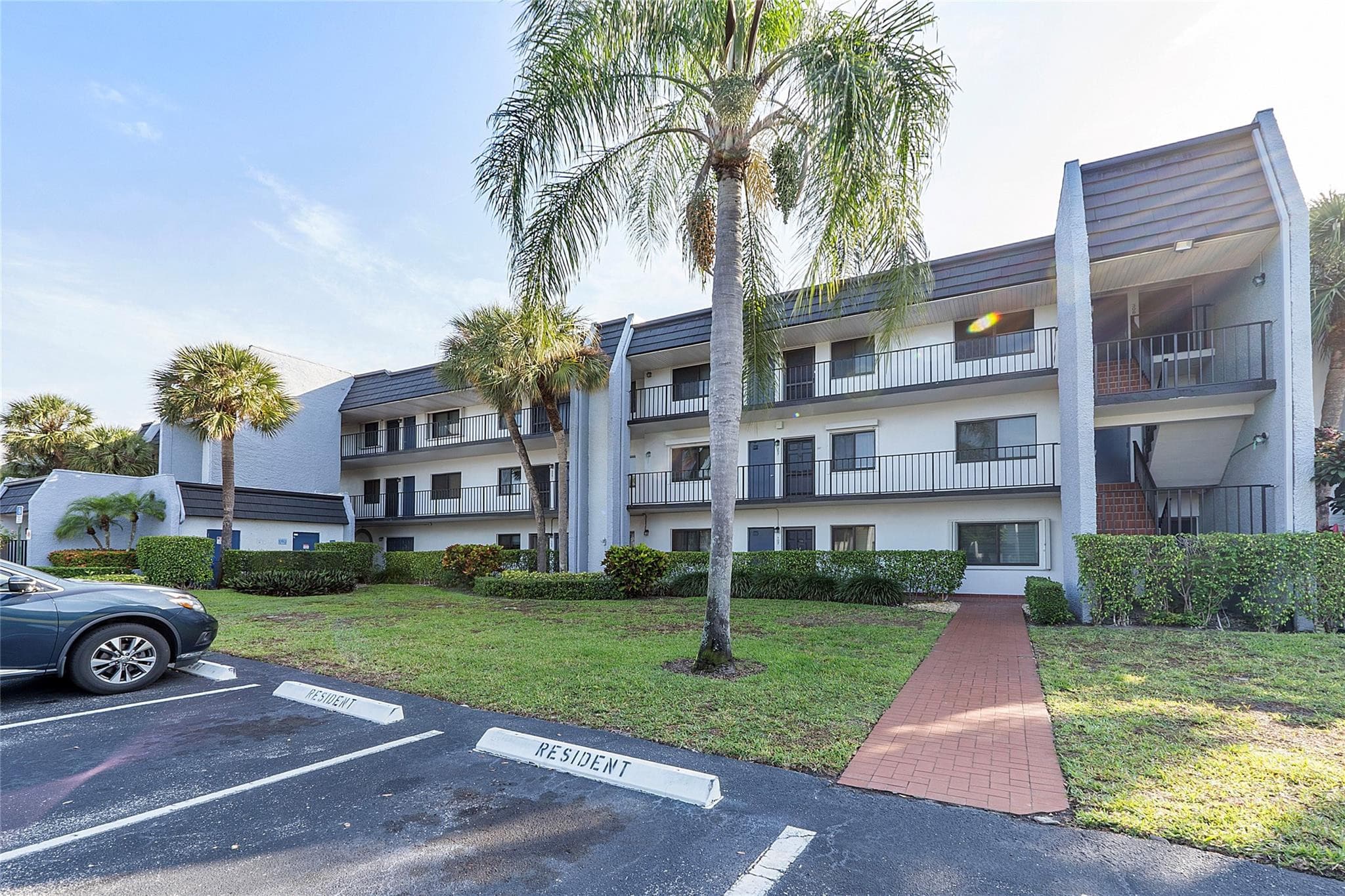 4230 Deste Court 305, Lake Worth, FL 33467 — photo 4 of 14