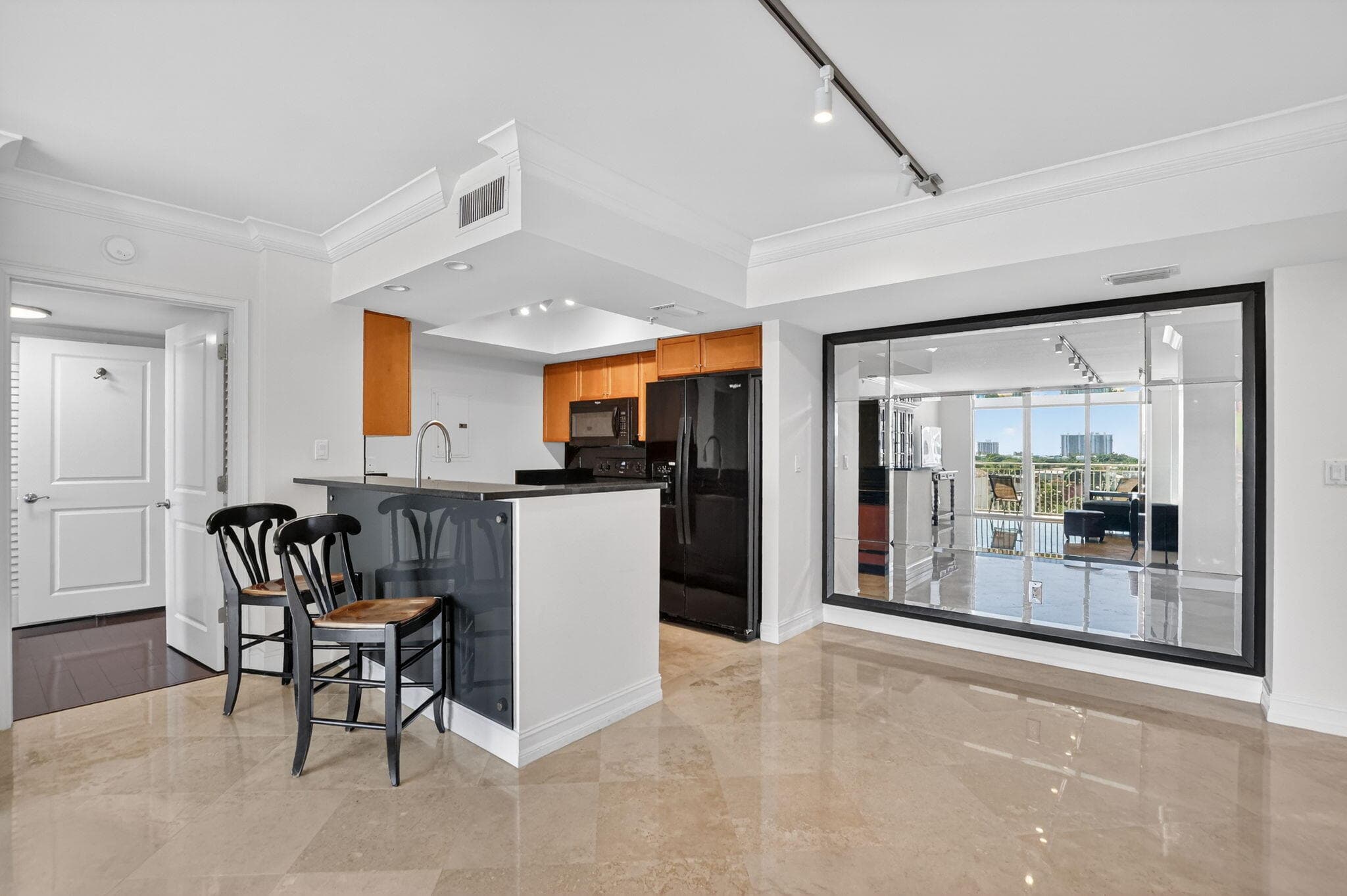99 SE Mizner Boulevard 603, Boca Raton, FL 33432 — photo 6 of 33