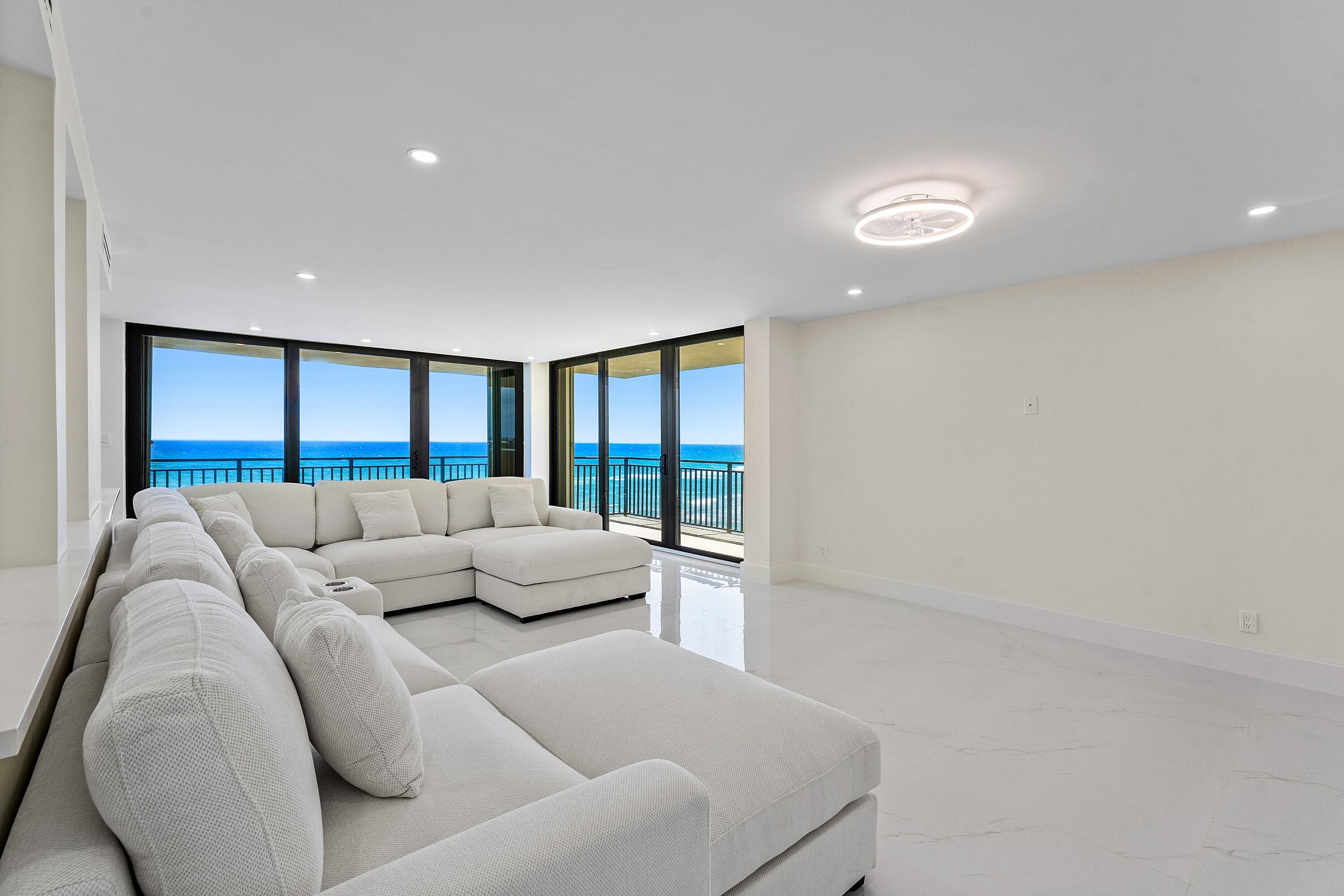 5460 N Ocean Drive 5b, Singer Island, FL 33404 — photo 3 of 67