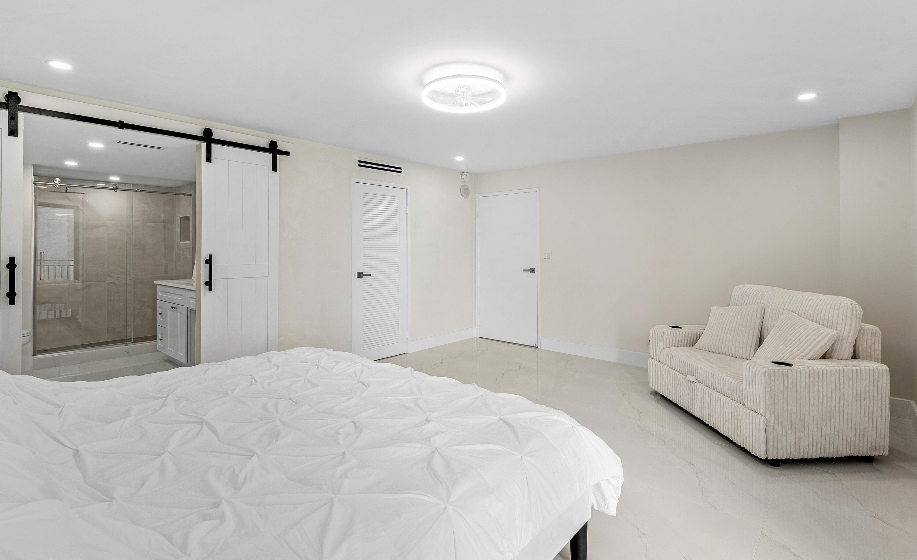5460 N Ocean Drive 5b, Singer Island, FL 33404 — photo 23 of 67