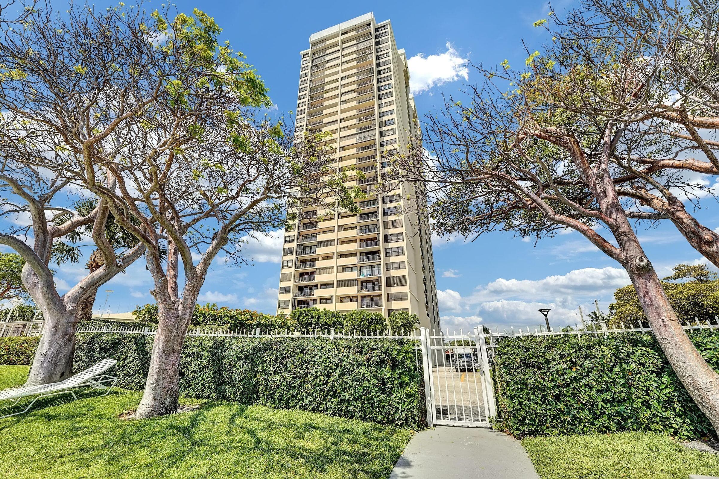 5600 N Flagler Drive 2509, West Palm Beach, FL 33407 — photo 16 of 24