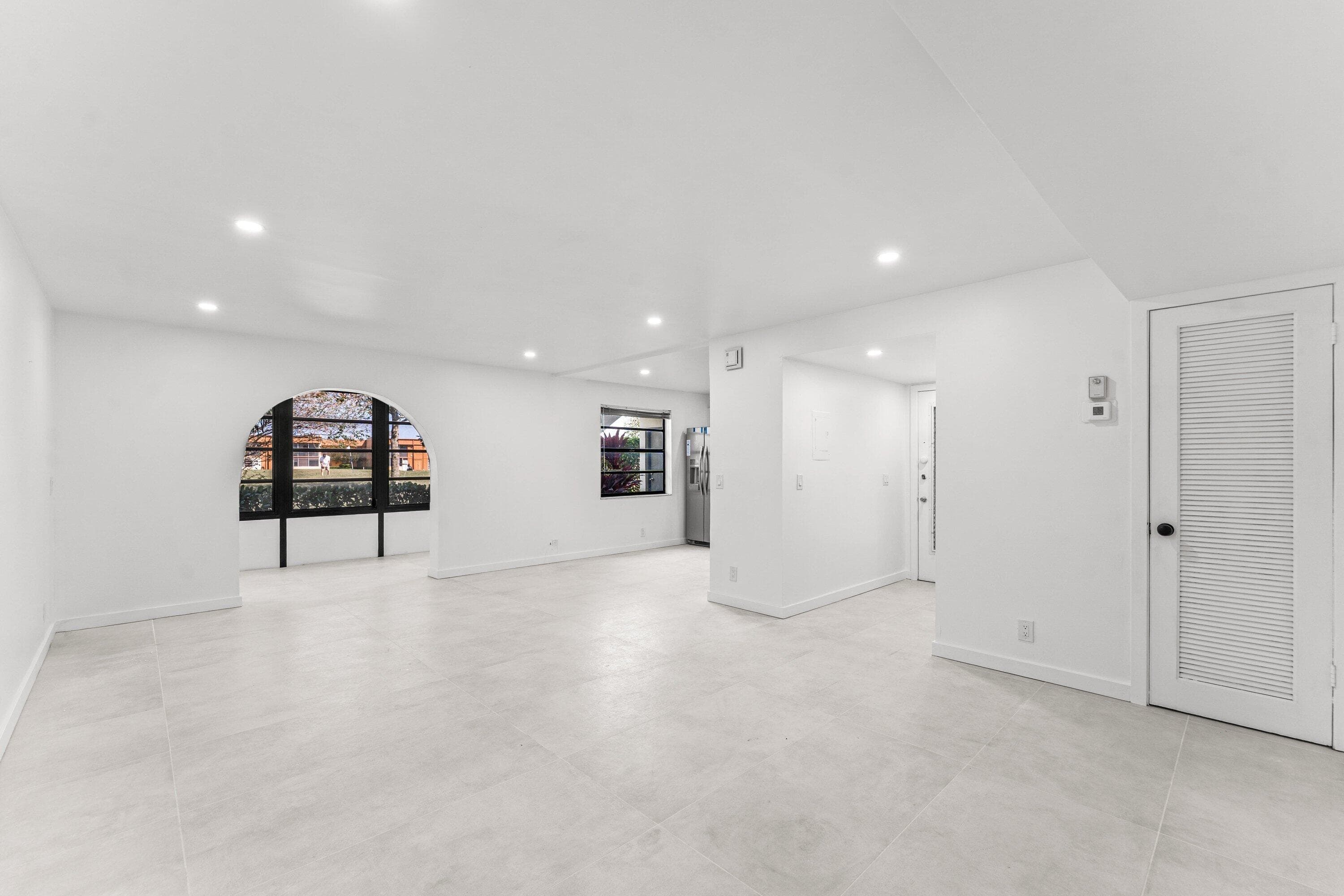 551 Piedmont L, Delray Beach, FL 33484 — photo 12 of 31