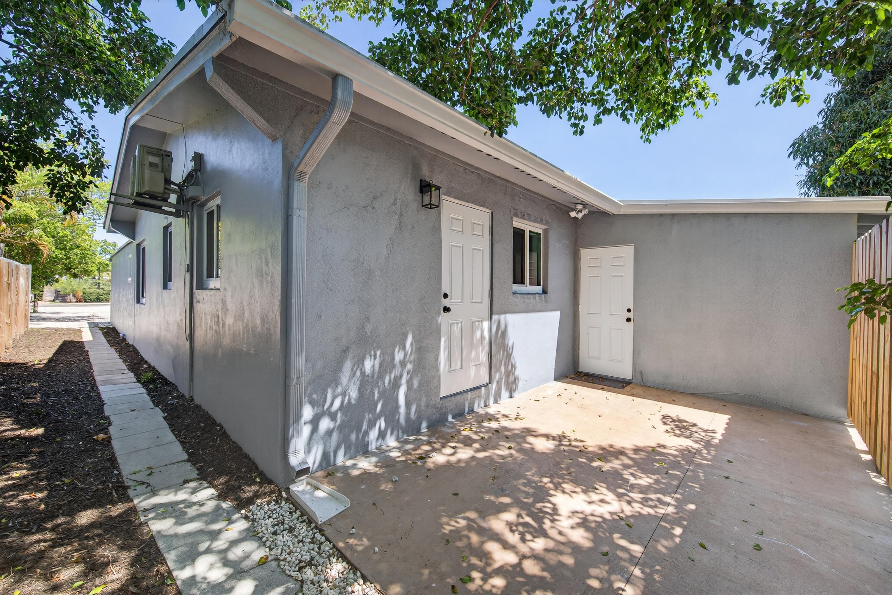 1908 NE 26th Street, Wilton Manors, FL 33305 — photo 15 of 61