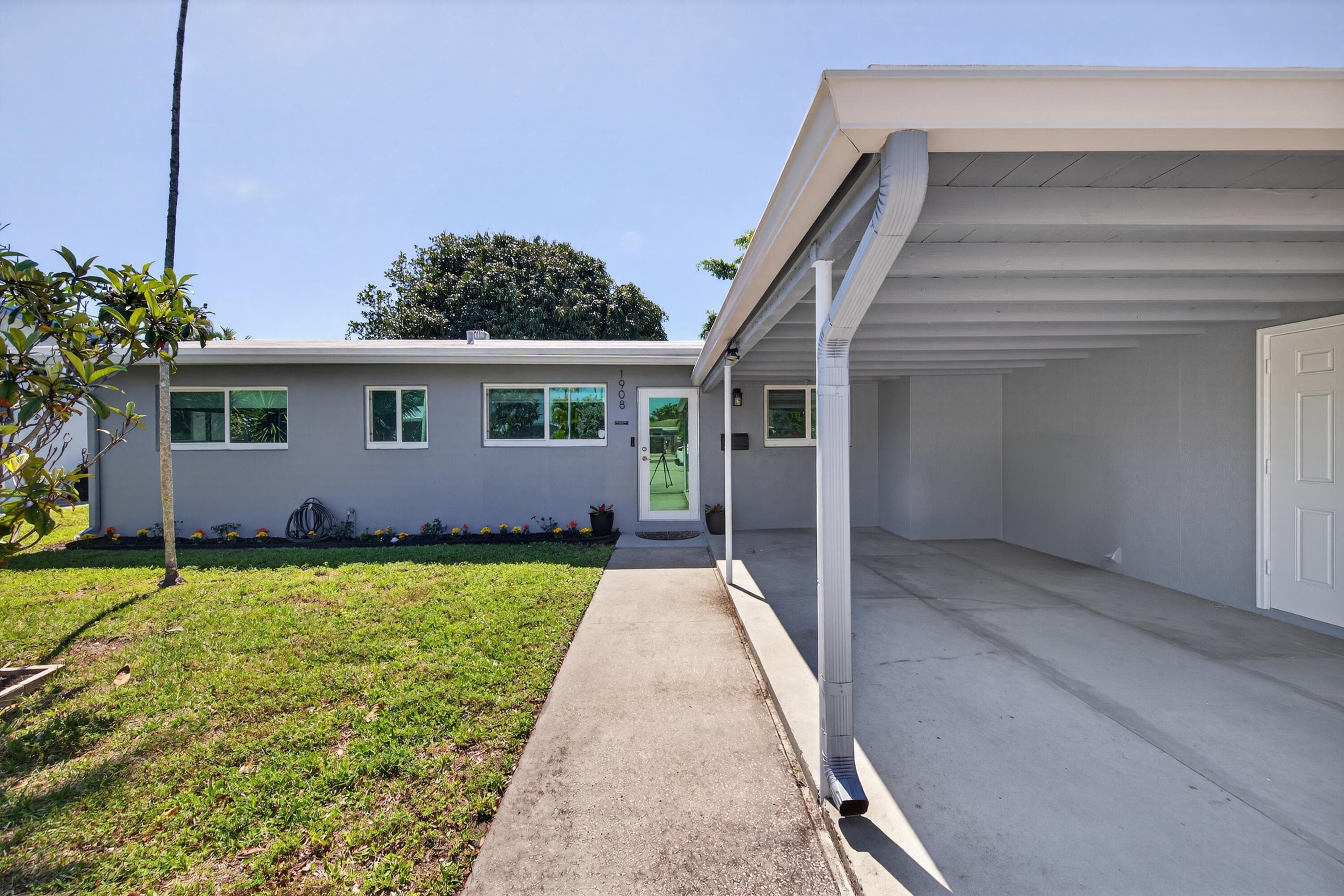 1908 NE 26th Street, Wilton Manors, FL 33305 — photo 2 of 61