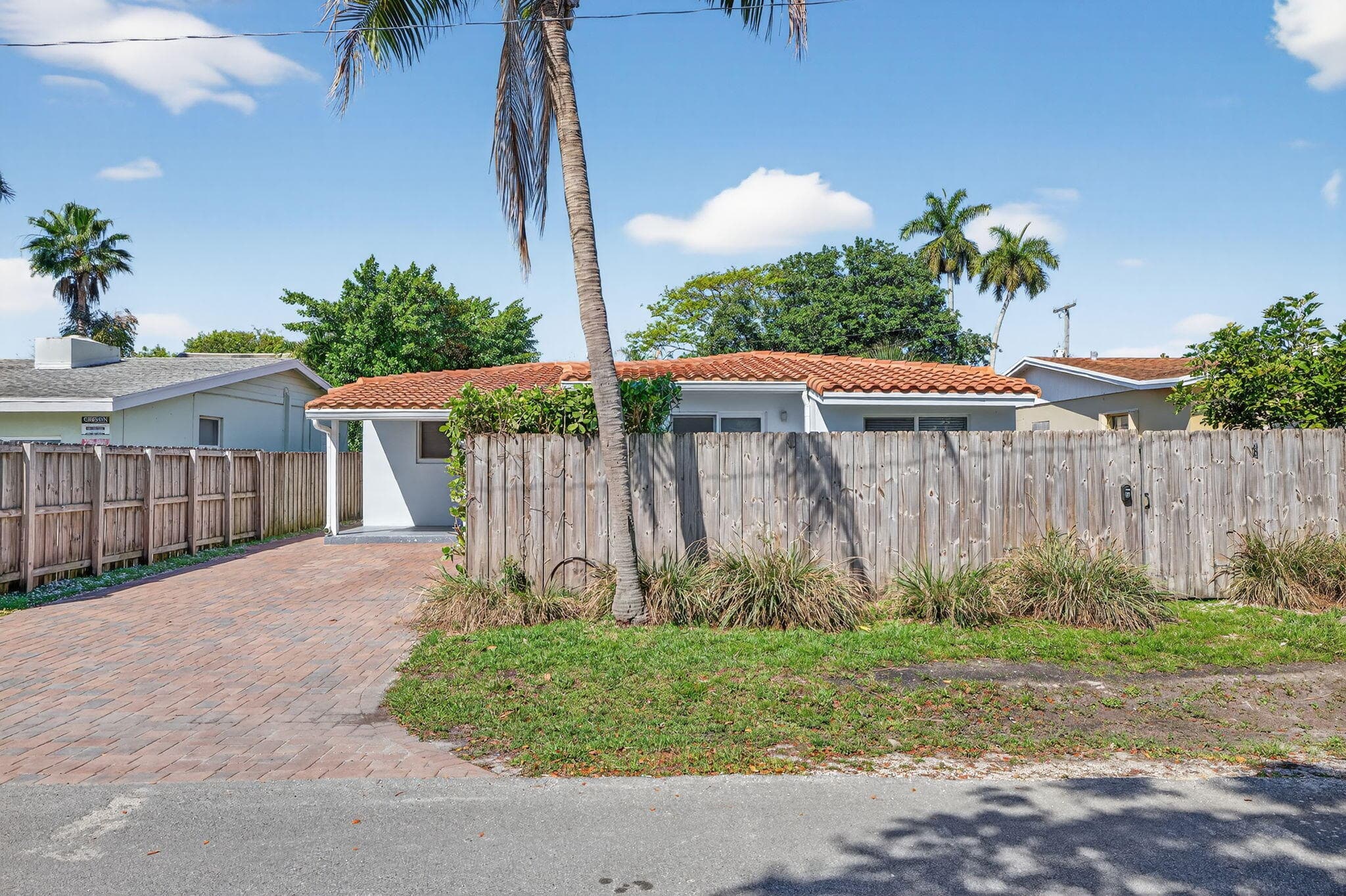 1029 NE 9th Avenue, Fort Lauderdale, FL 33304 — photo 2 of 84