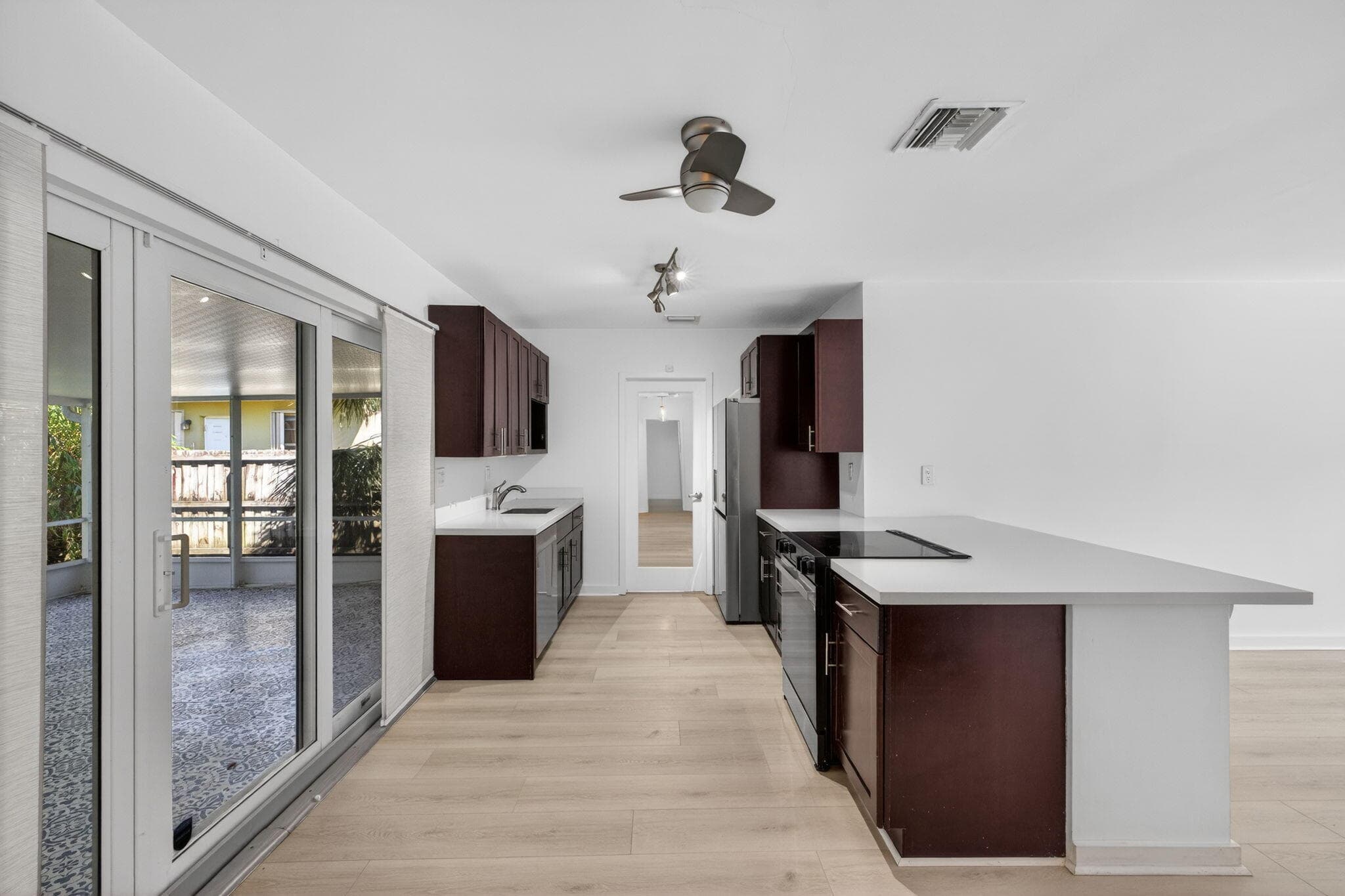 1029 NE 9th Avenue, Fort Lauderdale, FL 33304 — photo 22 of 84