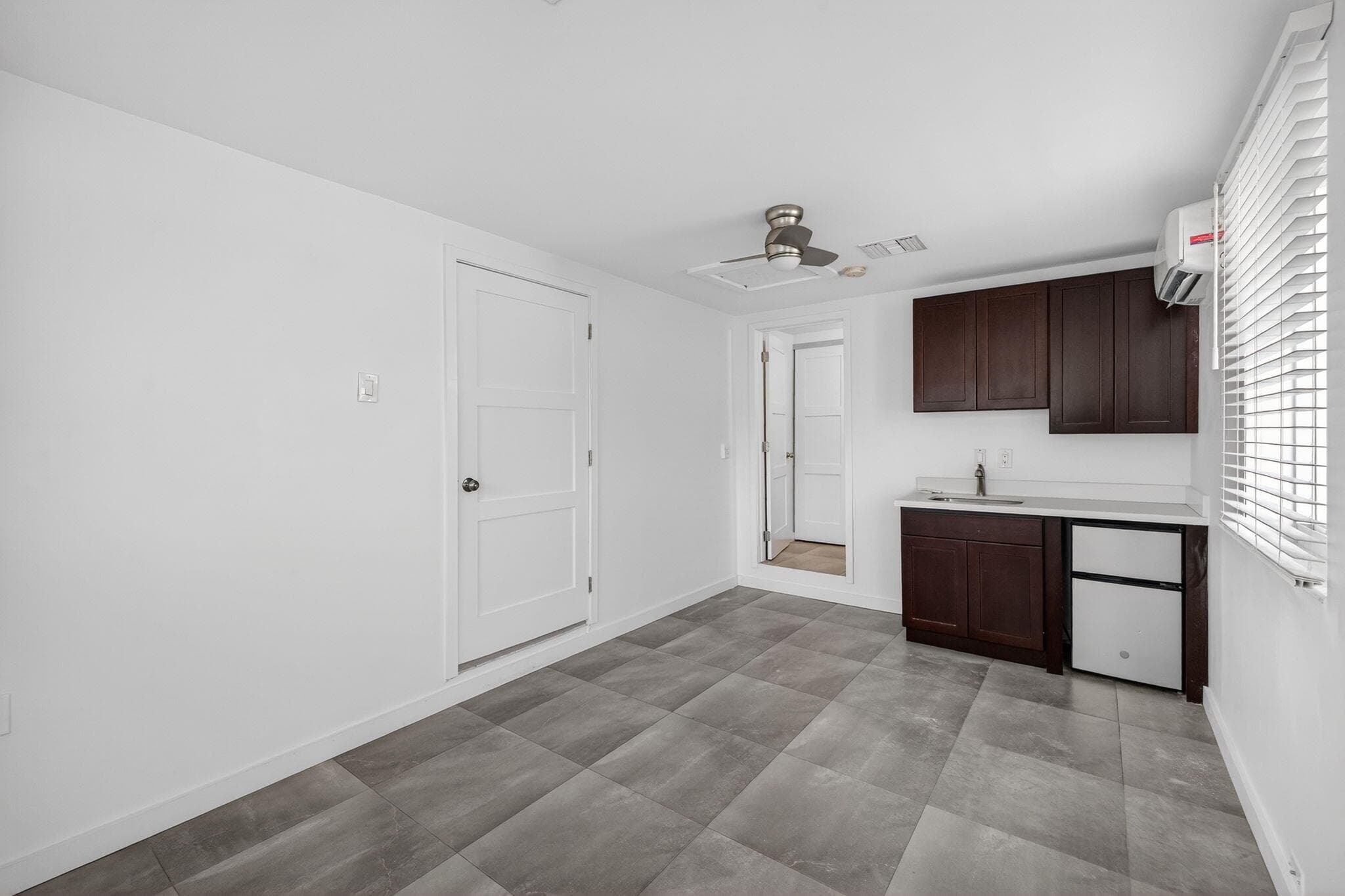 1029 NE 9th Avenue, Fort Lauderdale, FL 33304 — photo 38 of 84