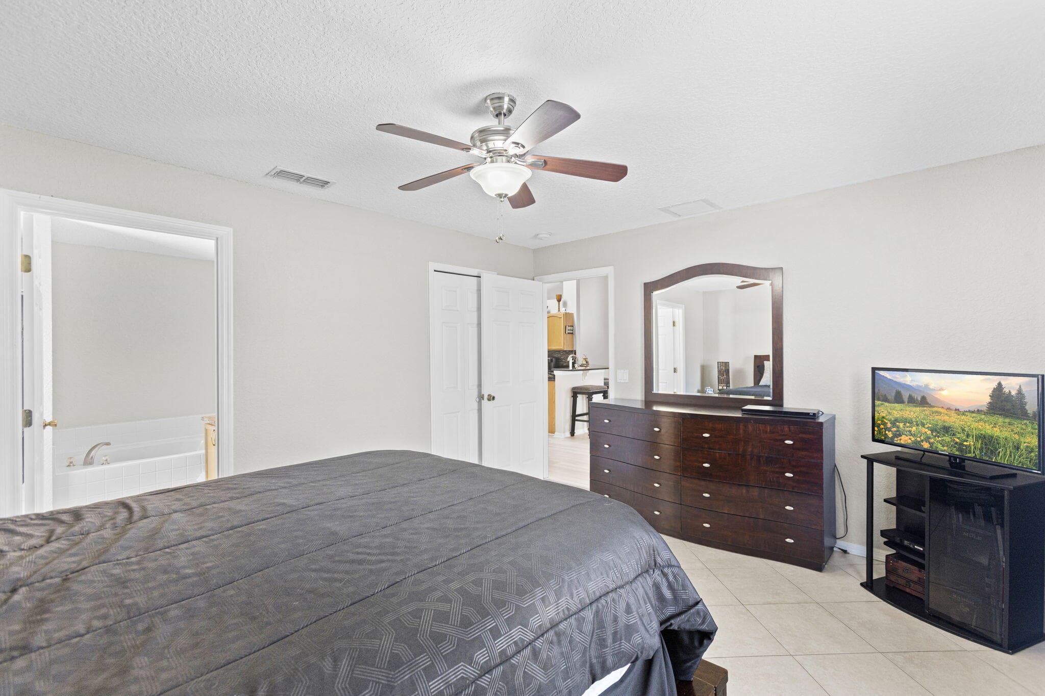 861 SE Cavern Avenue, Port St. Lucie, FL 34983 — photo 12 of 29
