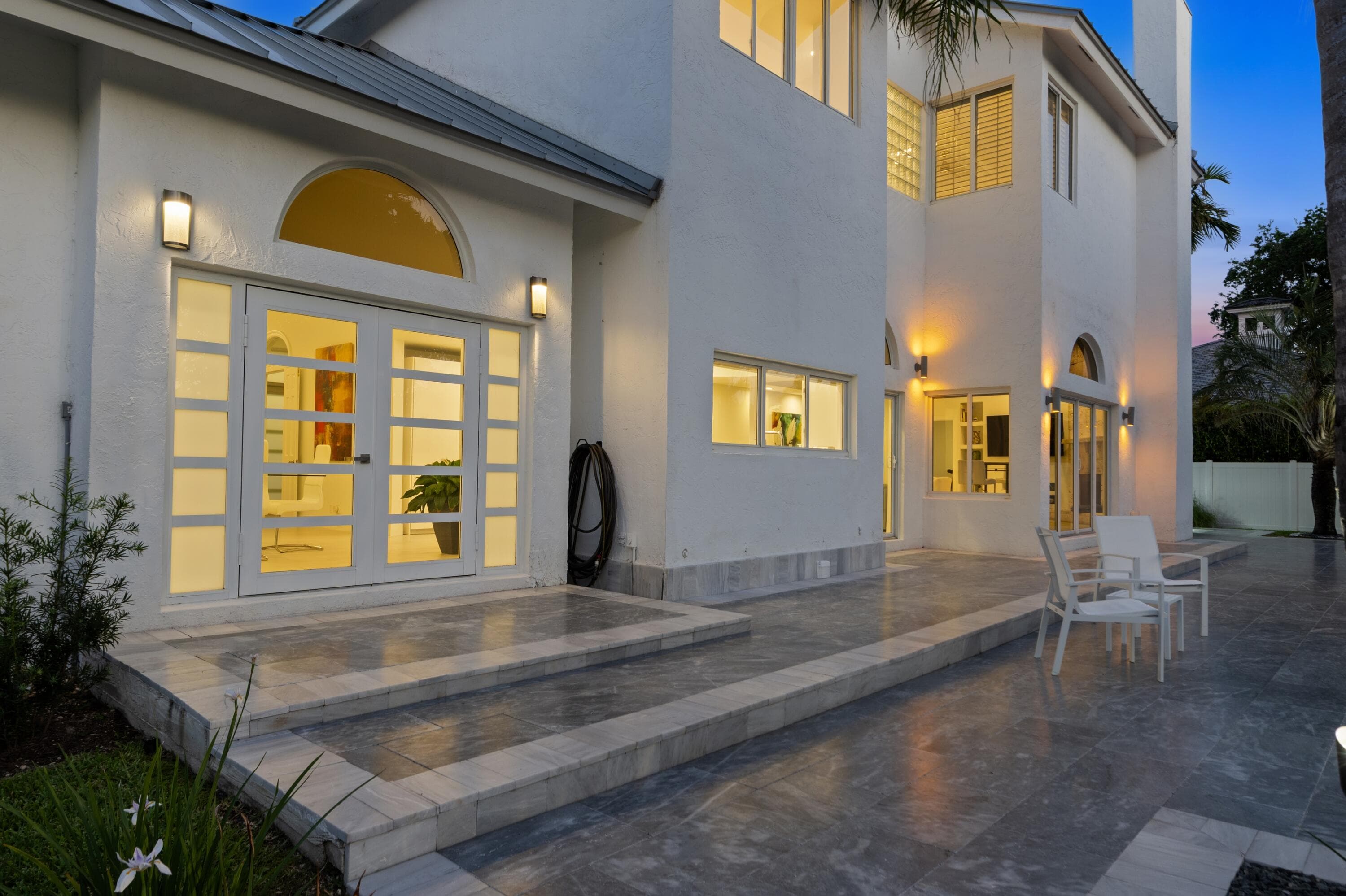 607 Intracoastal Drive, Fort Lauderdale, FL 33304 — photo 11 of 67