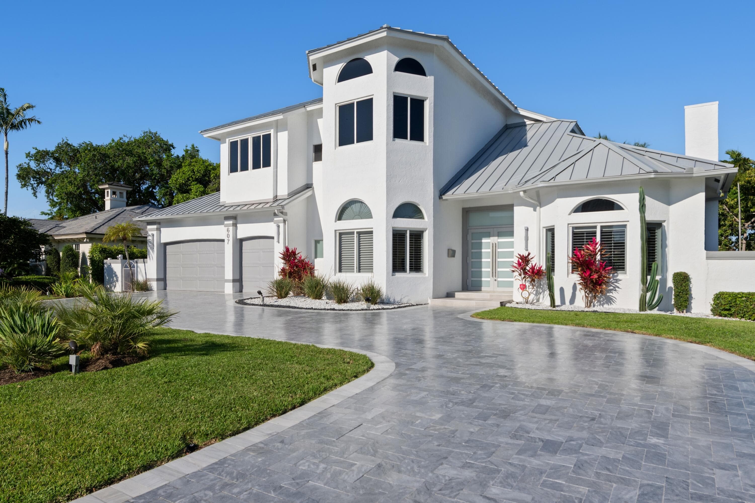 607 Intracoastal Drive, Fort Lauderdale, FL 33304 — photo 2 of 67