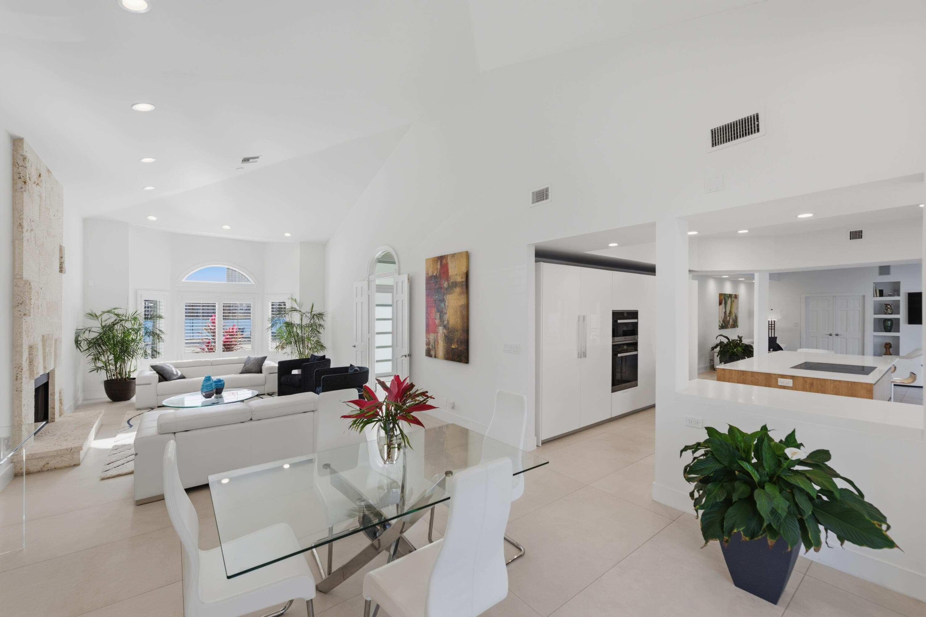 607 Intracoastal Drive, Fort Lauderdale, FL 33304 — photo 41 of 67
