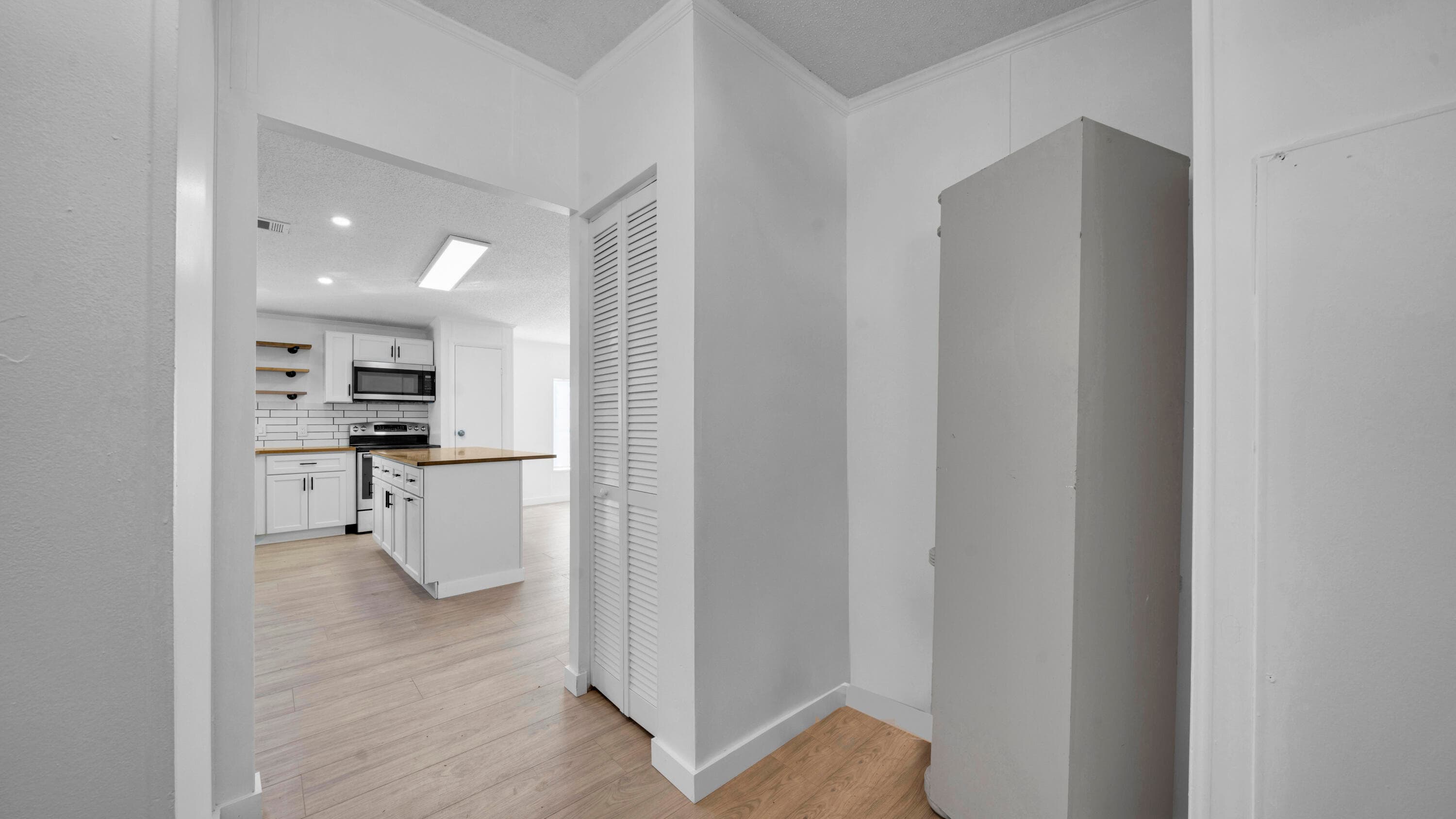 4905 NE 2nd Way, Pompano Beach, FL 33064 — photo 11 of 20