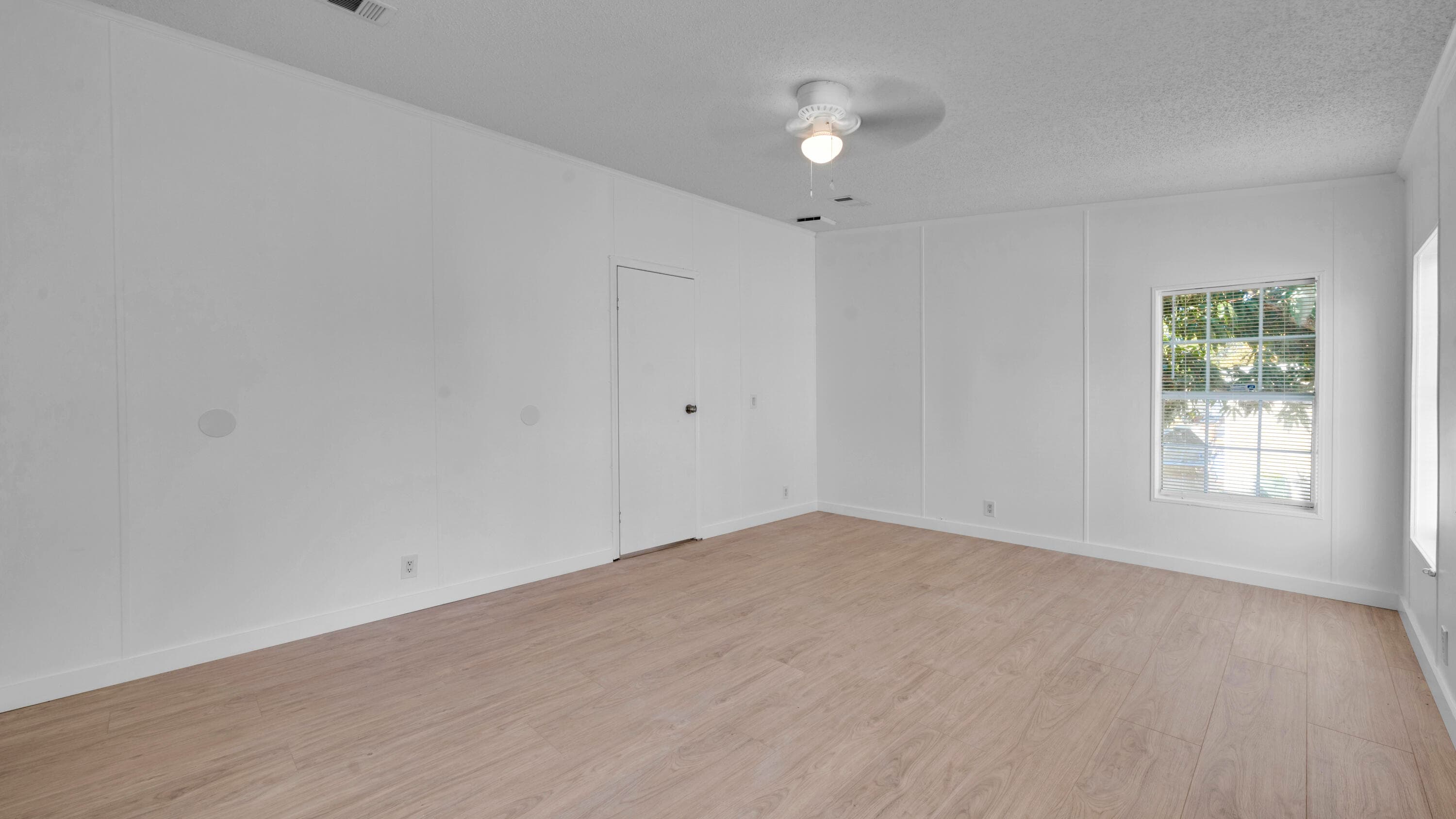 4905 NE 2nd Way, Pompano Beach, FL 33064 — photo 10 of 20
