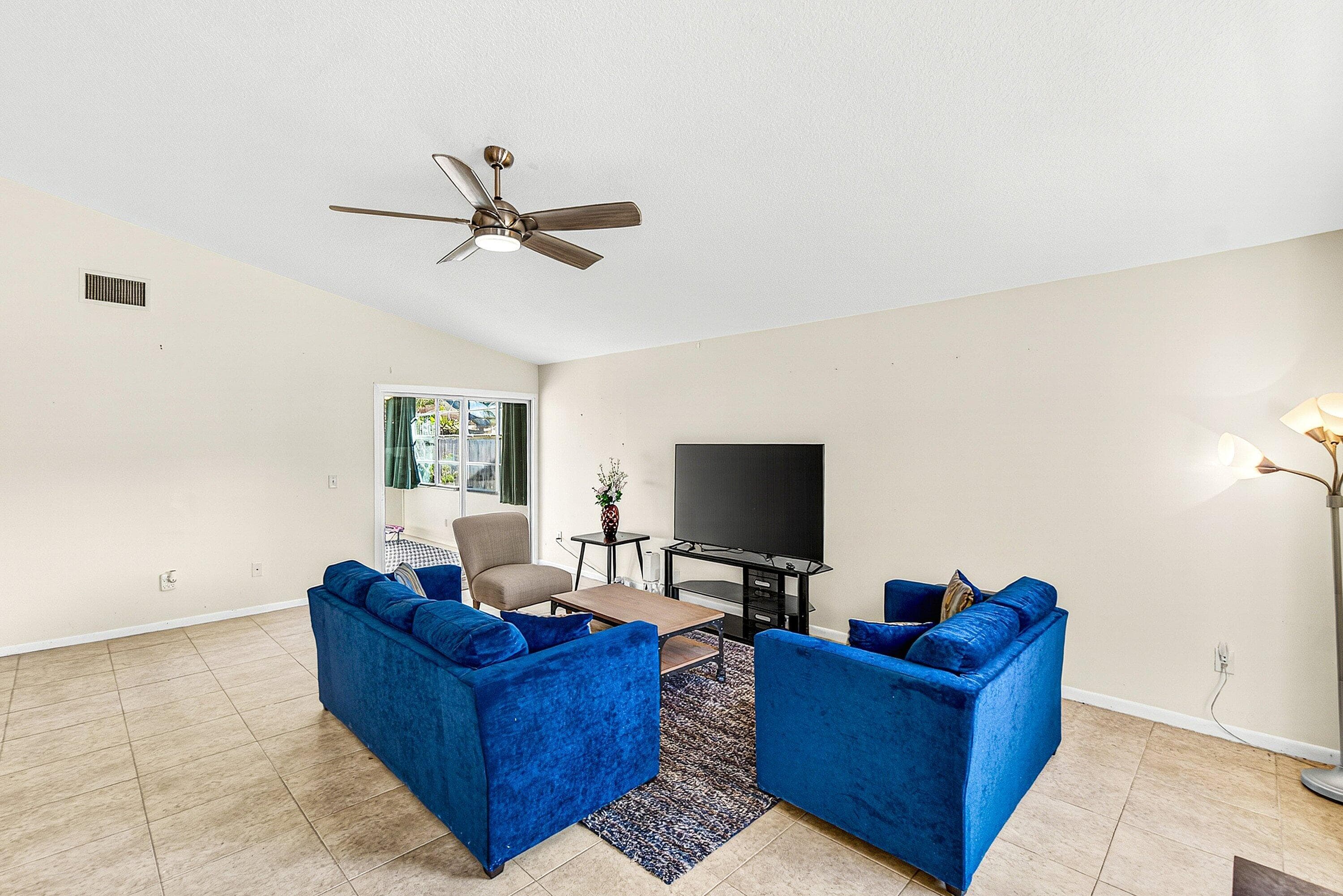 7883 Blackwood Lane, Lake Worth, FL 33467 — photo 3 of 27