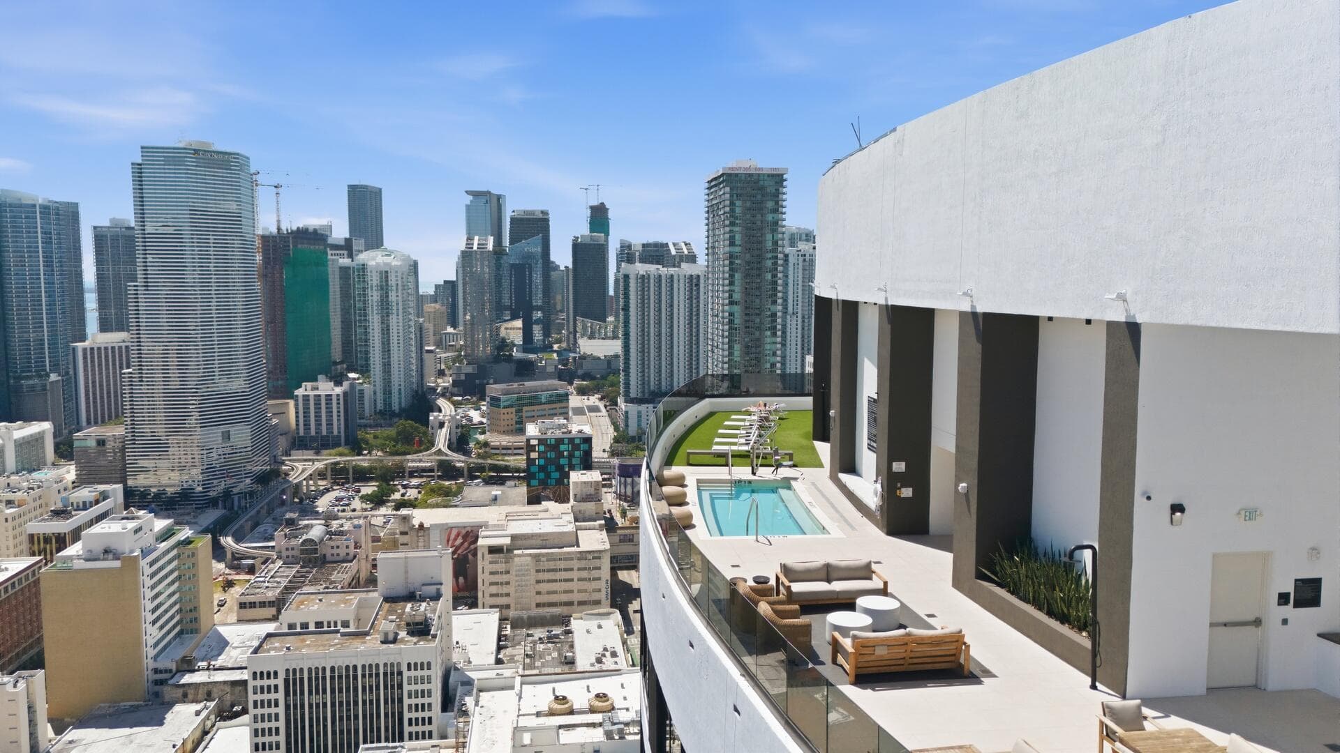 225 N Miami Avenue 2002, Miami, FL 33128 — photo 19 of 42