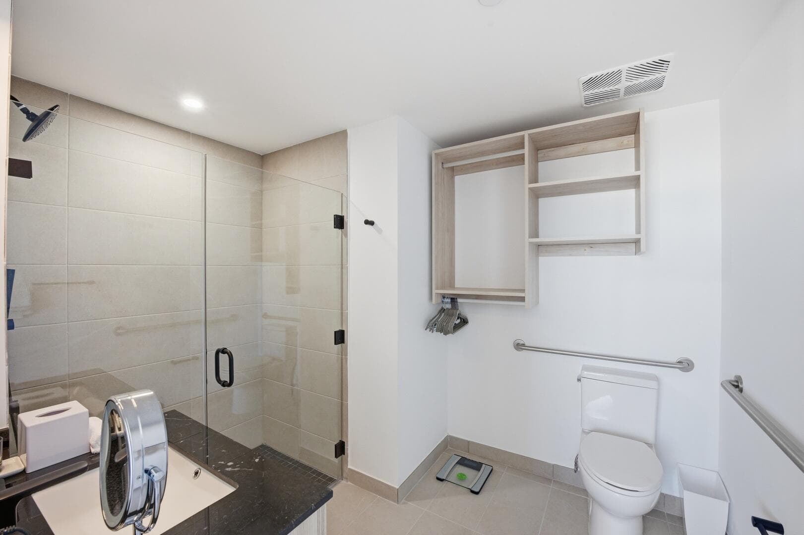 225 N Miami Avenue 2002, Miami, FL 33128 — photo 17 of 42