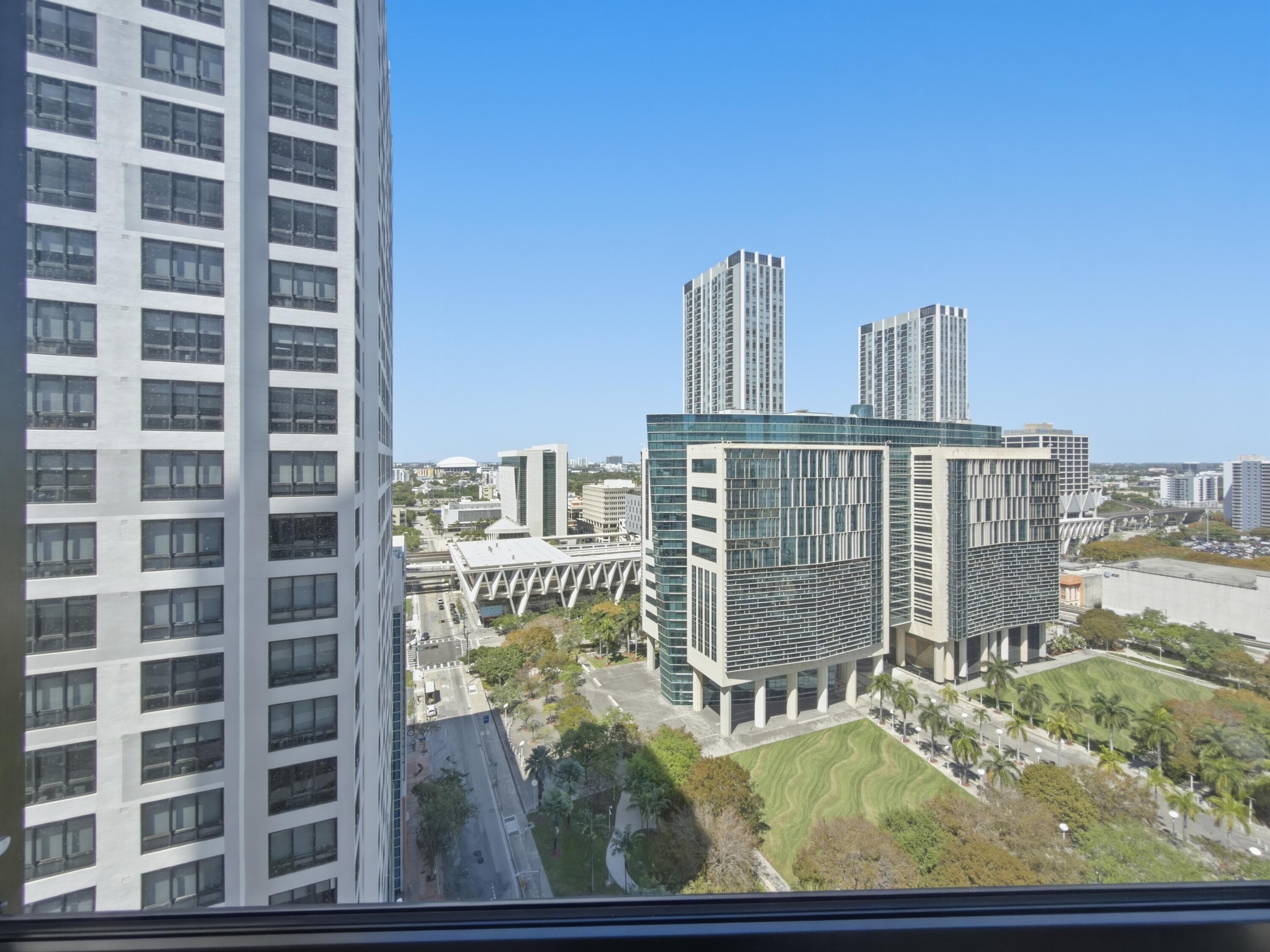 225 N Miami Avenue 2002, Miami, FL 33128 — photo 41 of 42