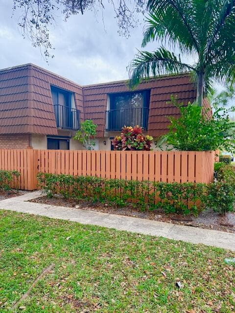 205 Charter Way, West Palm Beach, FL 33407 — photo 19 of 22