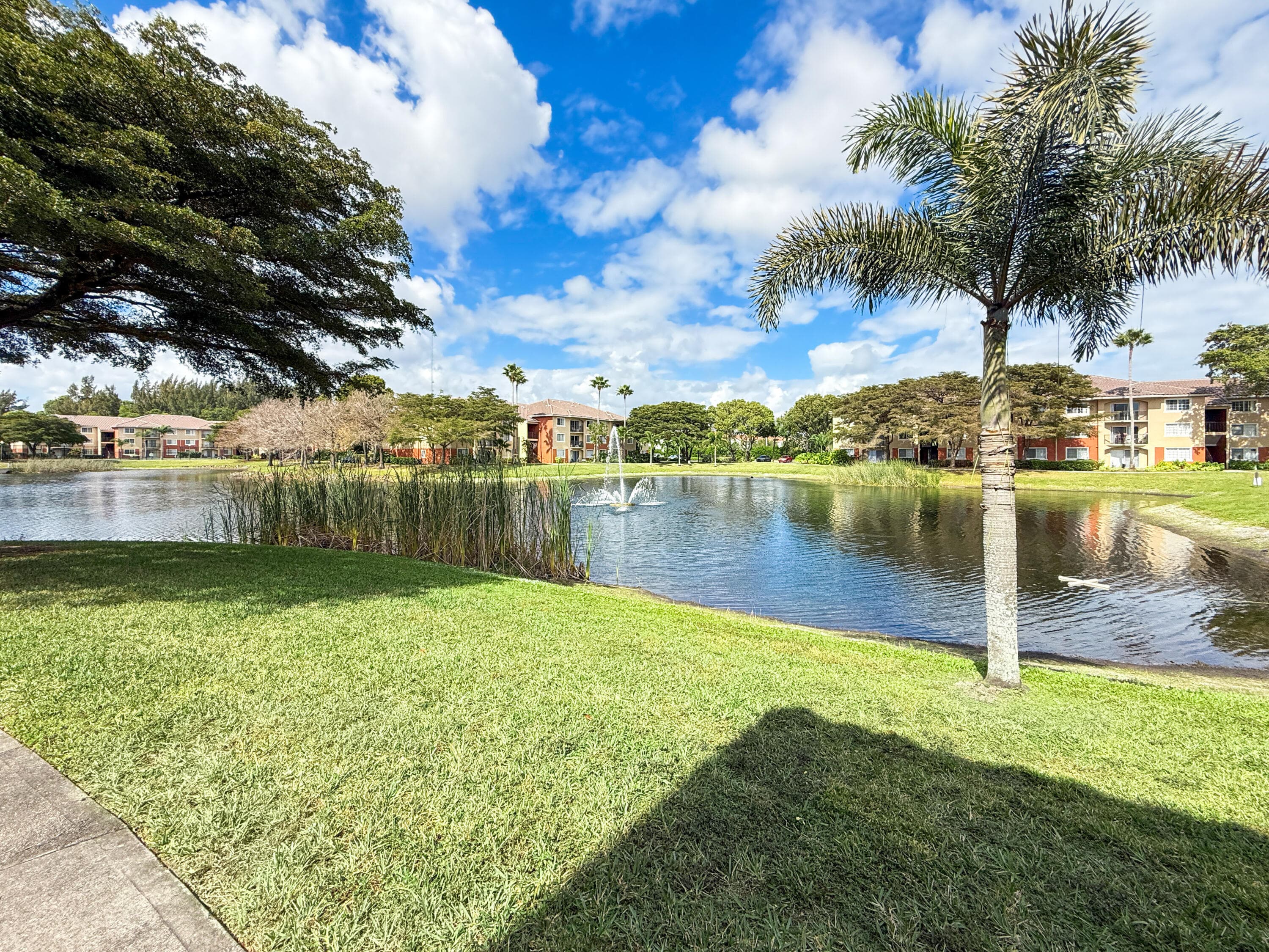 4155 N Haverhill Road 1420, West Palm Beach, FL 33417 — photo 18 of 19