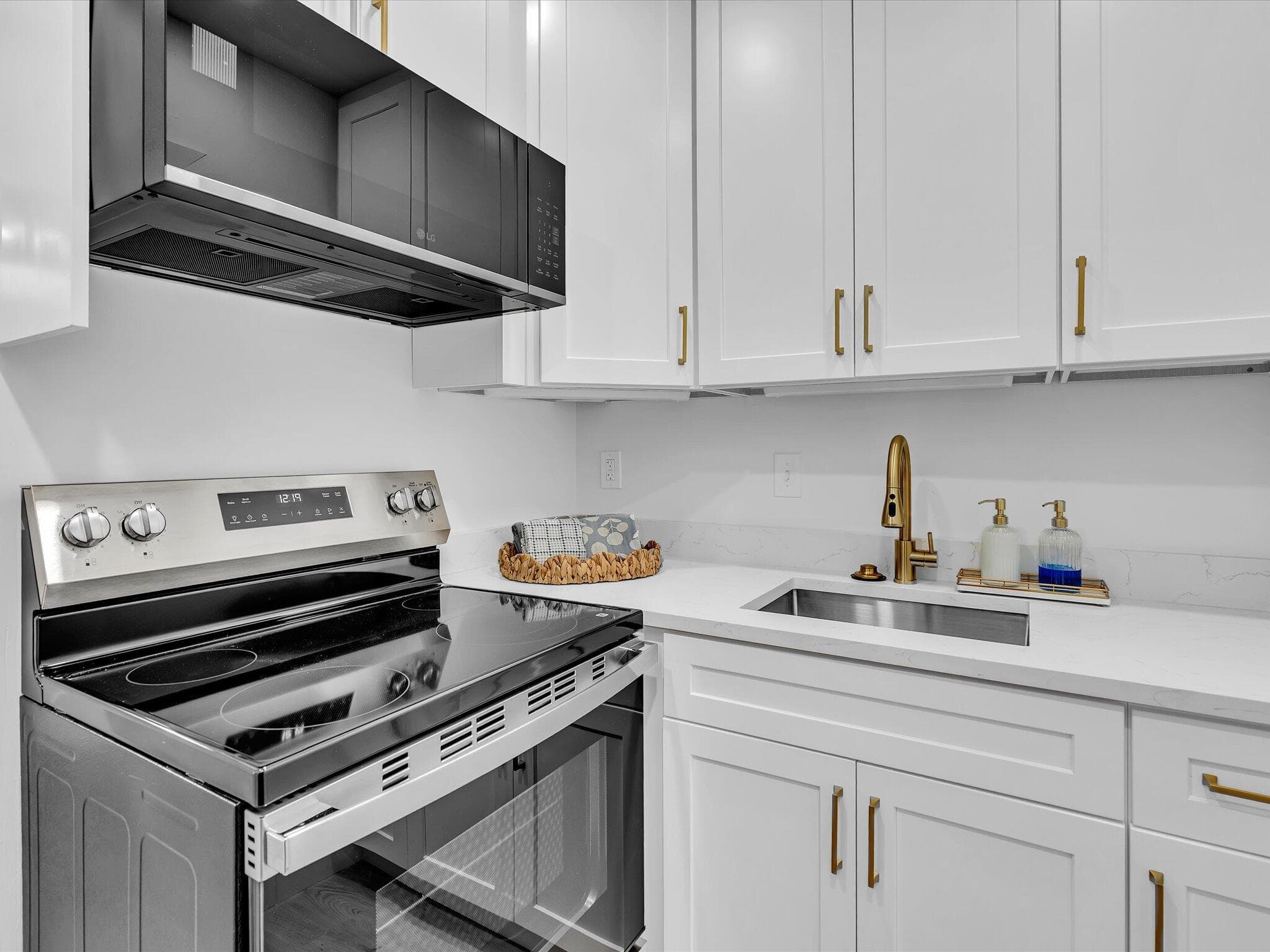 350 S Cypress Road #501, Pompano Beach, FL 33060 — photo 16 of 48