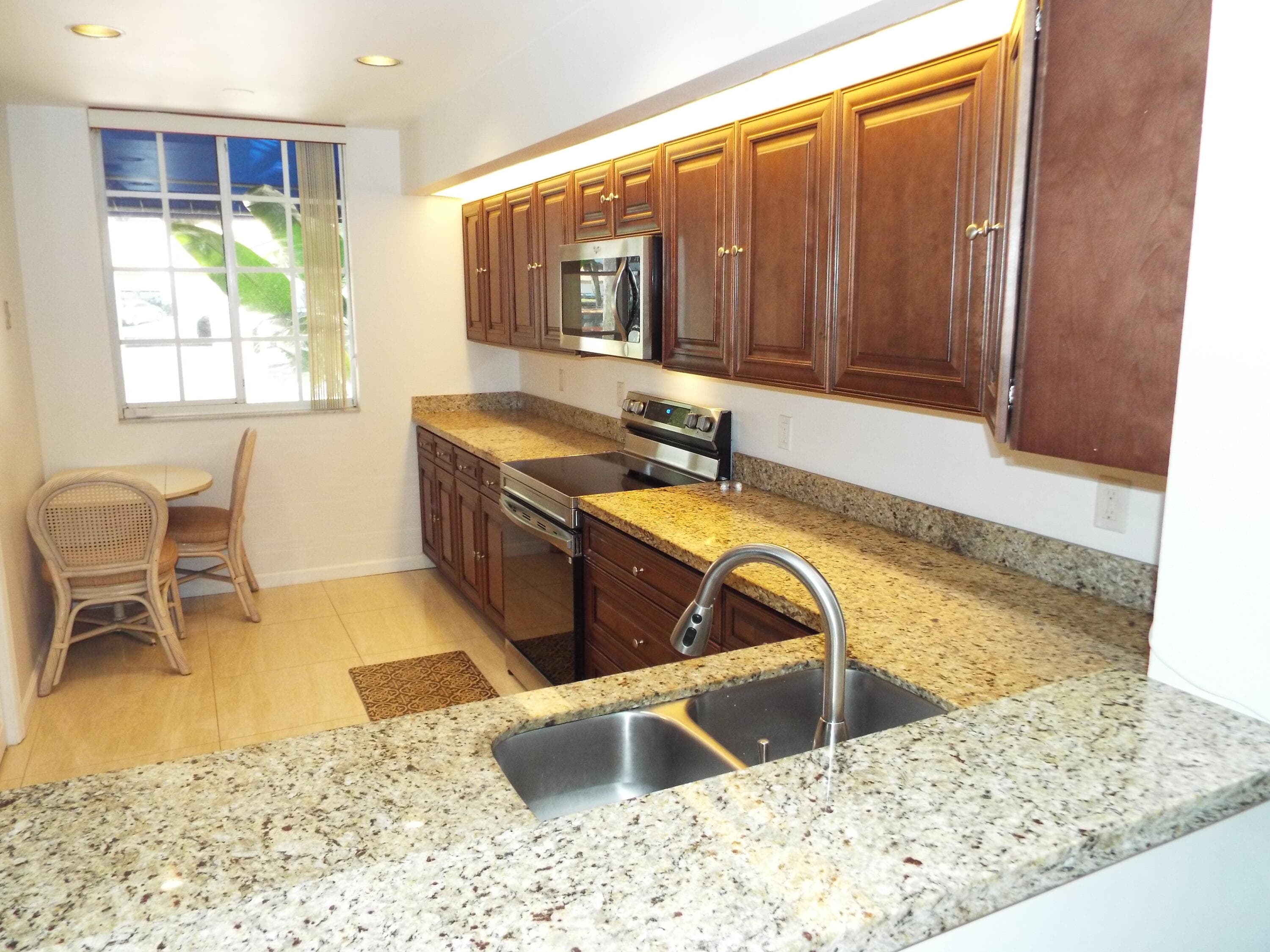 4128 W Palm Aire Drive 281b, Pompano Beach, FL 33069 — photo 3 of 27