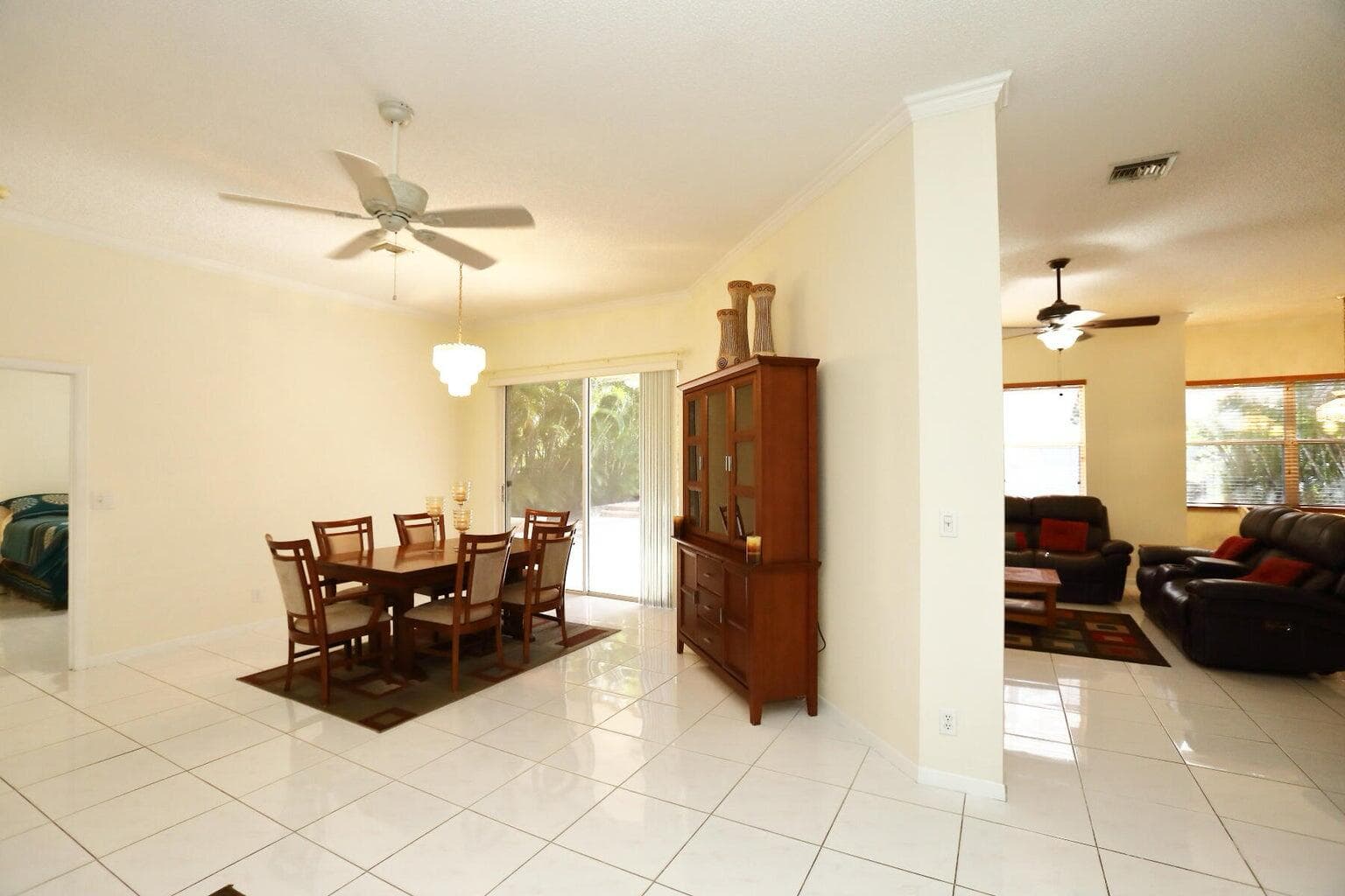 5330 SW 199 Avenue, Pembroke Pines, FL 33332 — photo 11 of 85