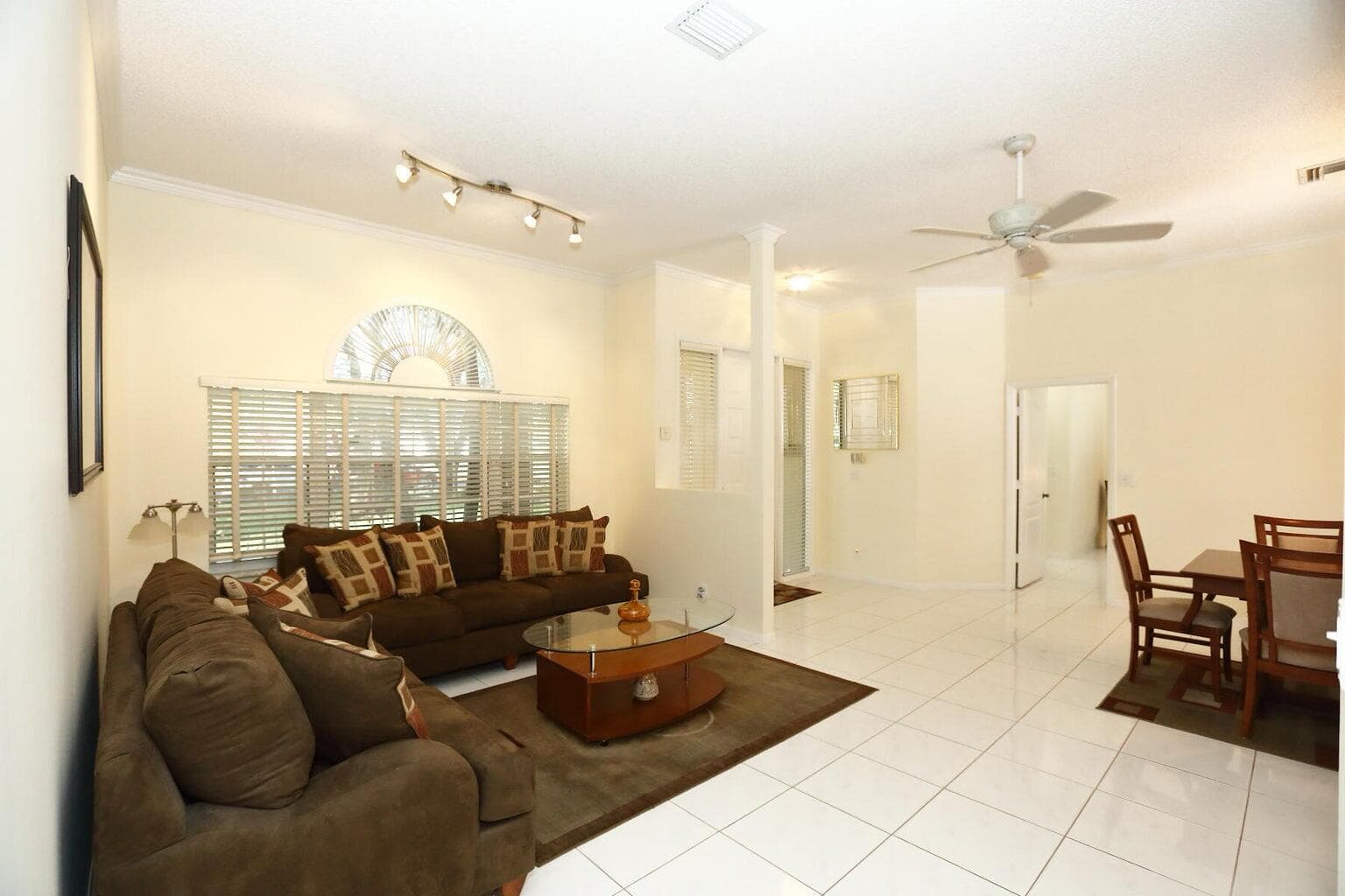 5330 SW 199 Avenue, Pembroke Pines, FL 33332 — photo 14 of 85