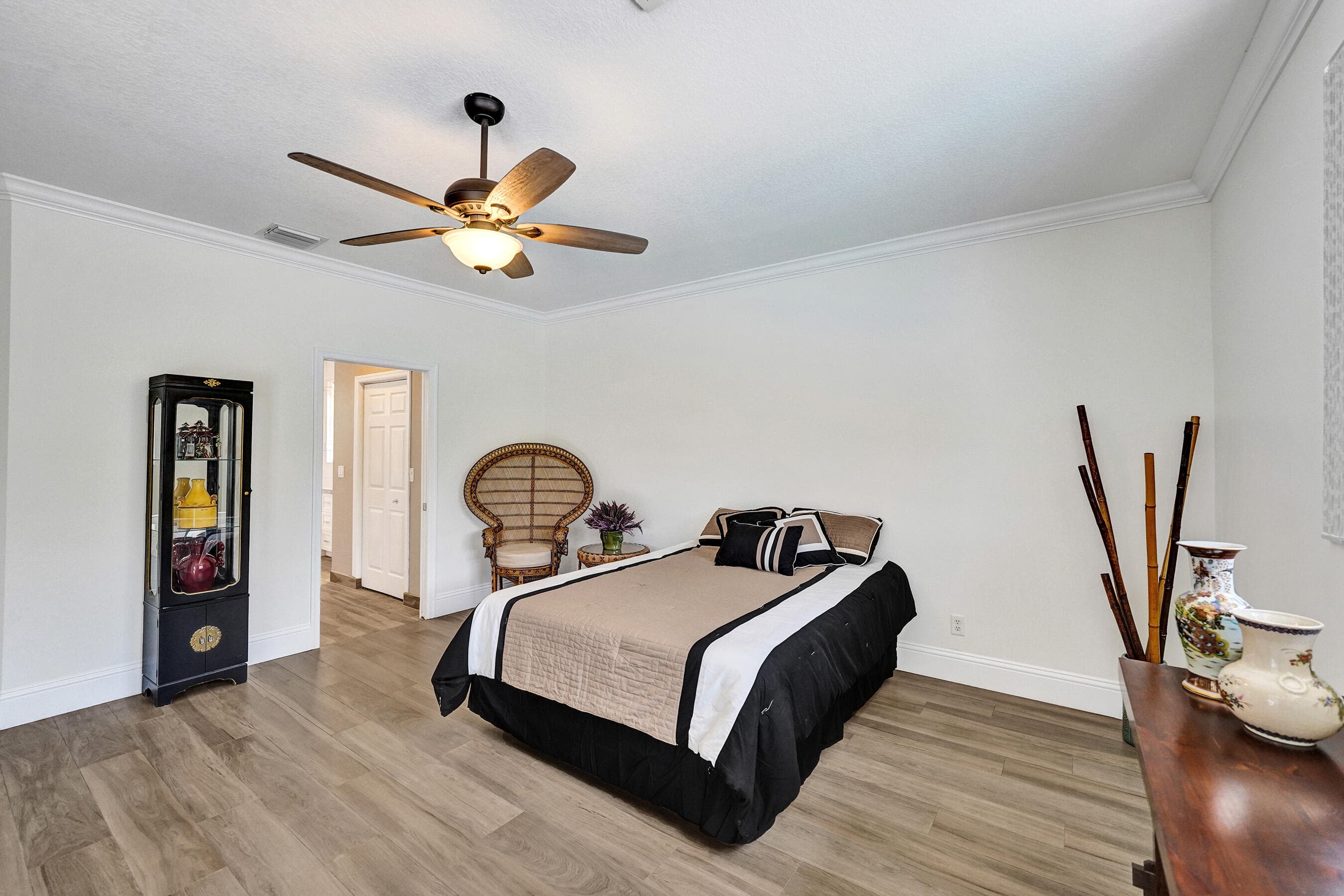 5970 SW 55th Street, Davie, FL 33314 — photo 33 of 88