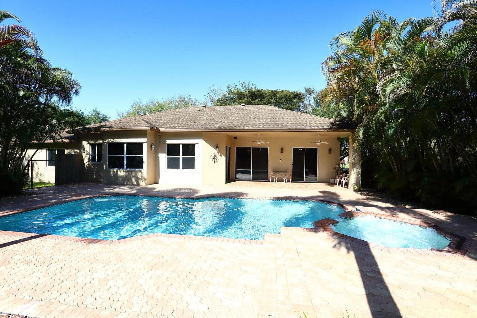 5330 SW 199 Avenue, Pembroke Pines, FL 33332 — photo 57 of 85